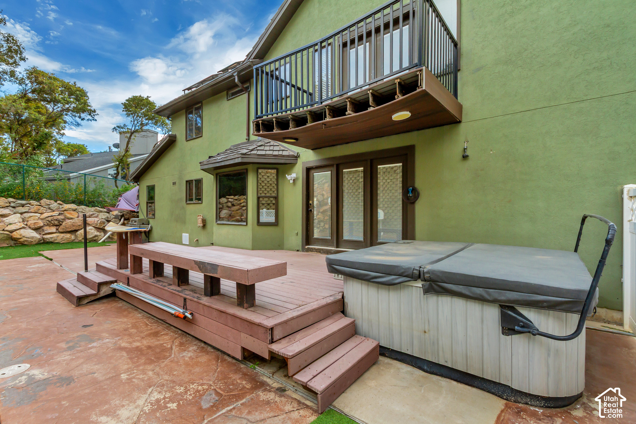 main property photo 11