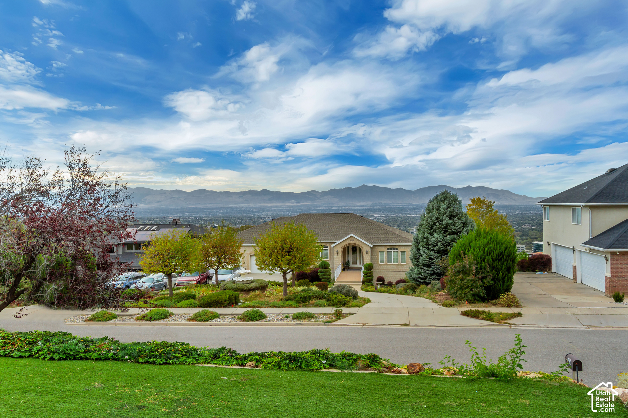 main property photo 6