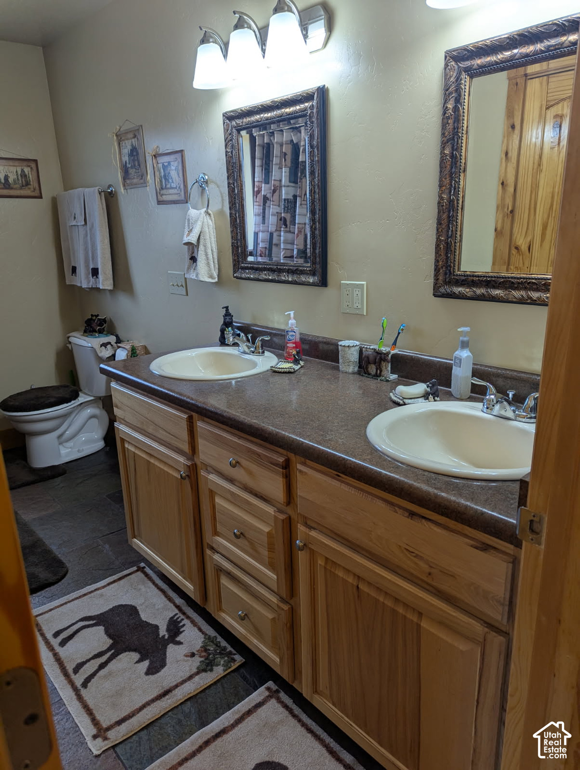main property photo 16