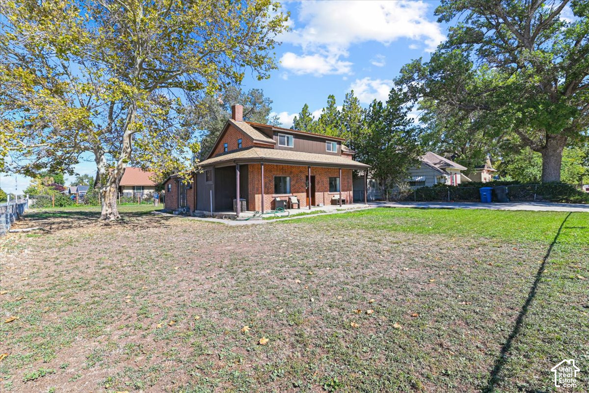main property photo 17