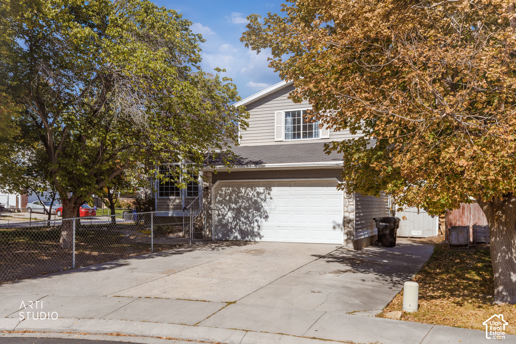 main property photo 7
