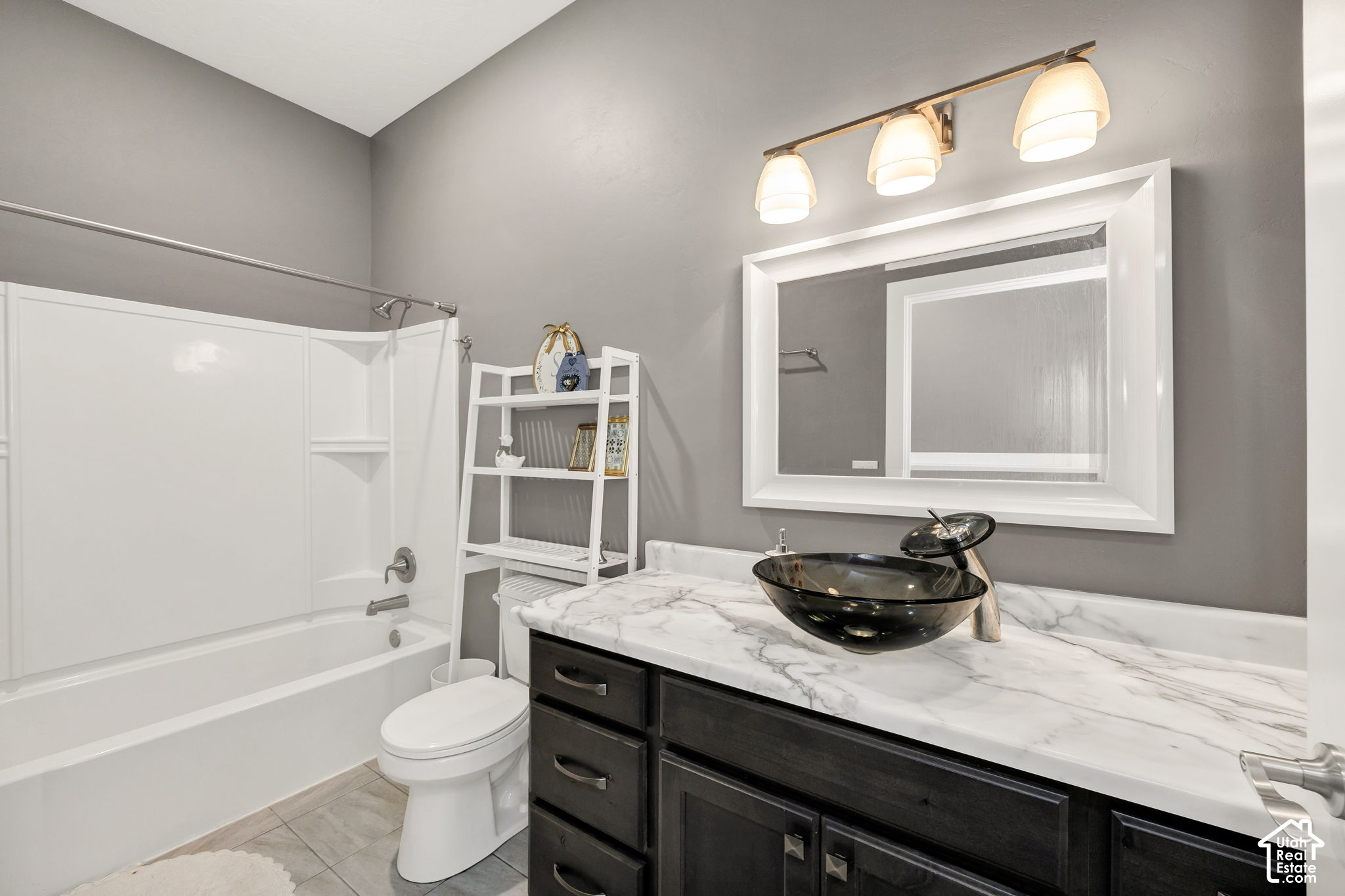 main property photo 66