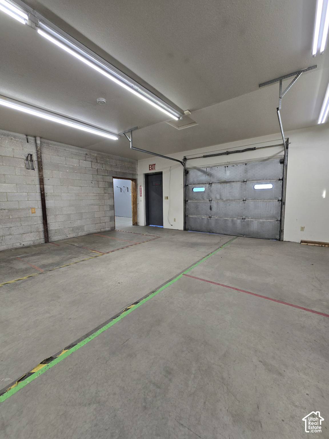 main property photo 18