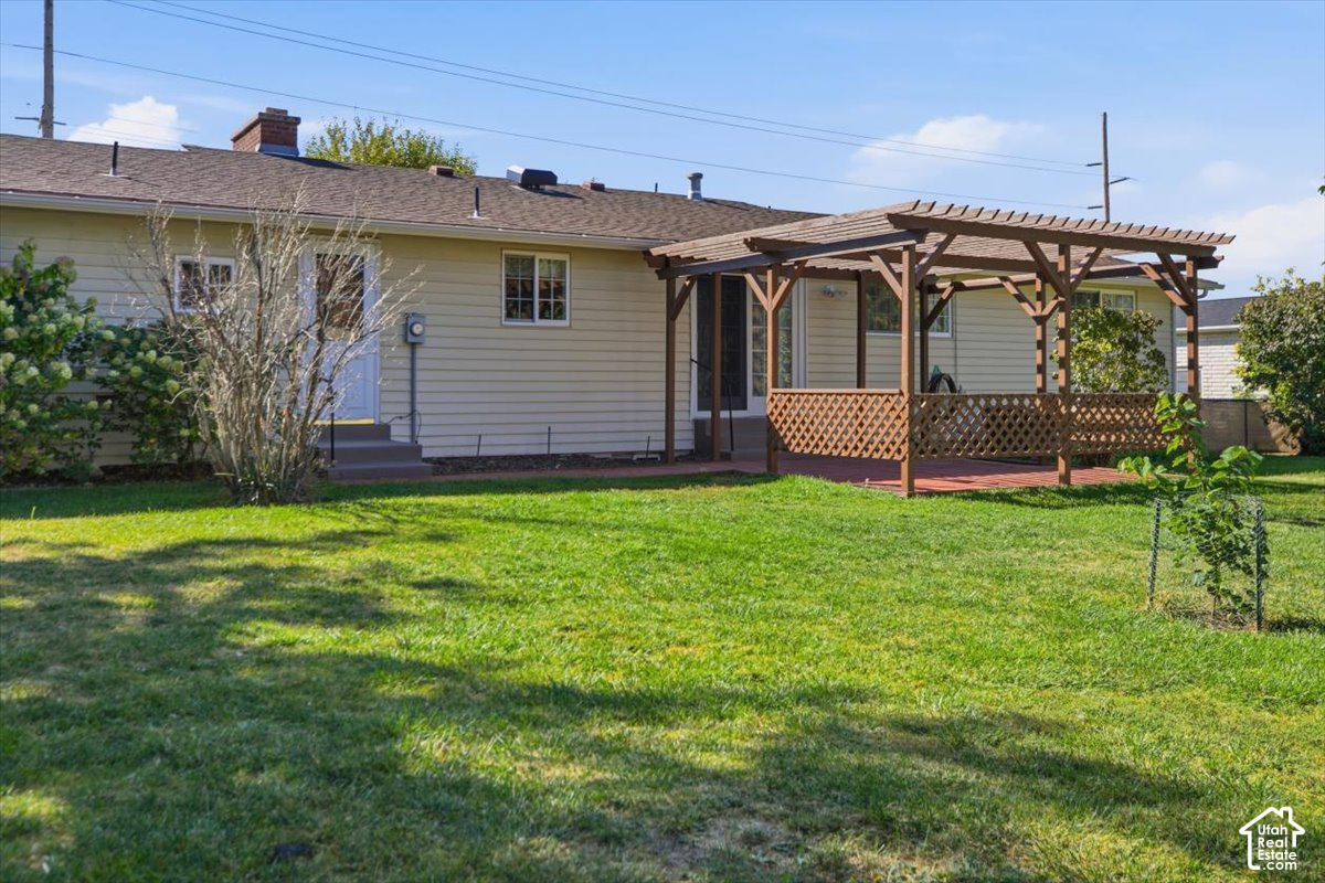 main property photo 40