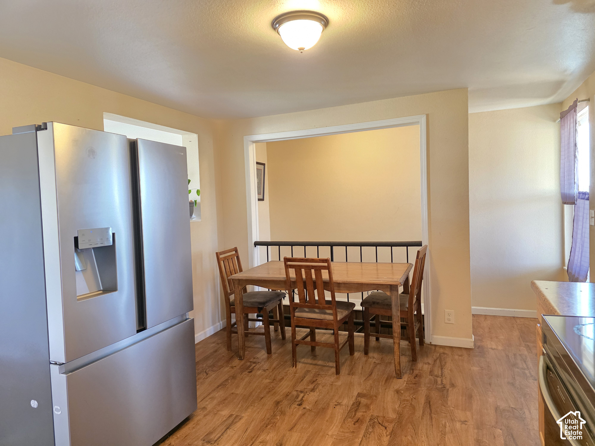 main property photo 6