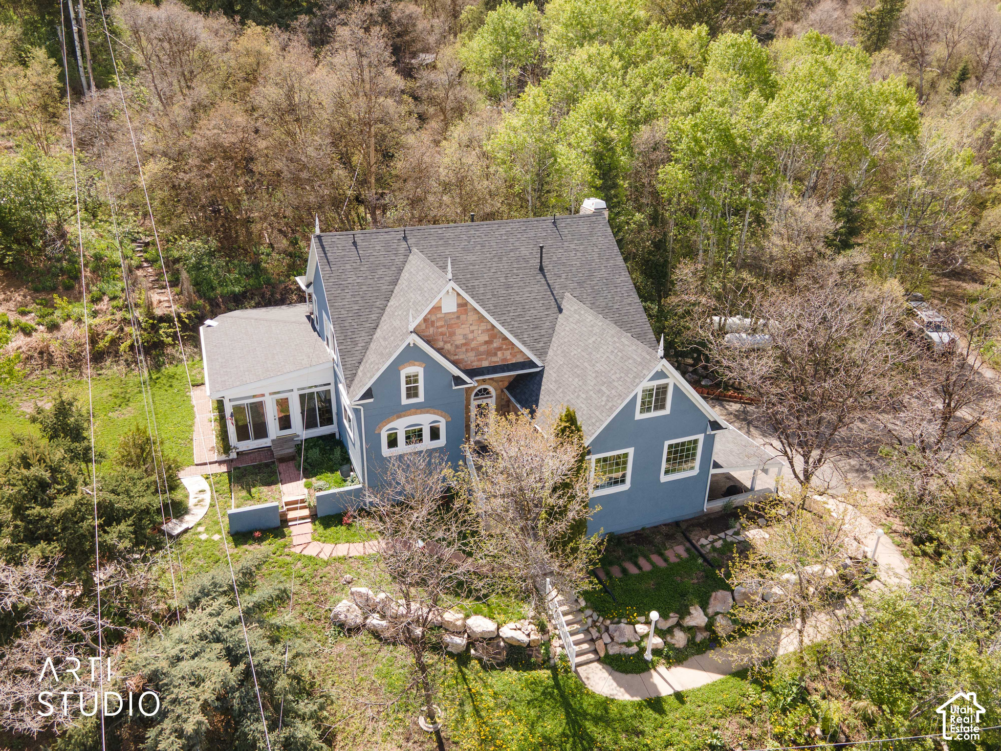 main property photo 45