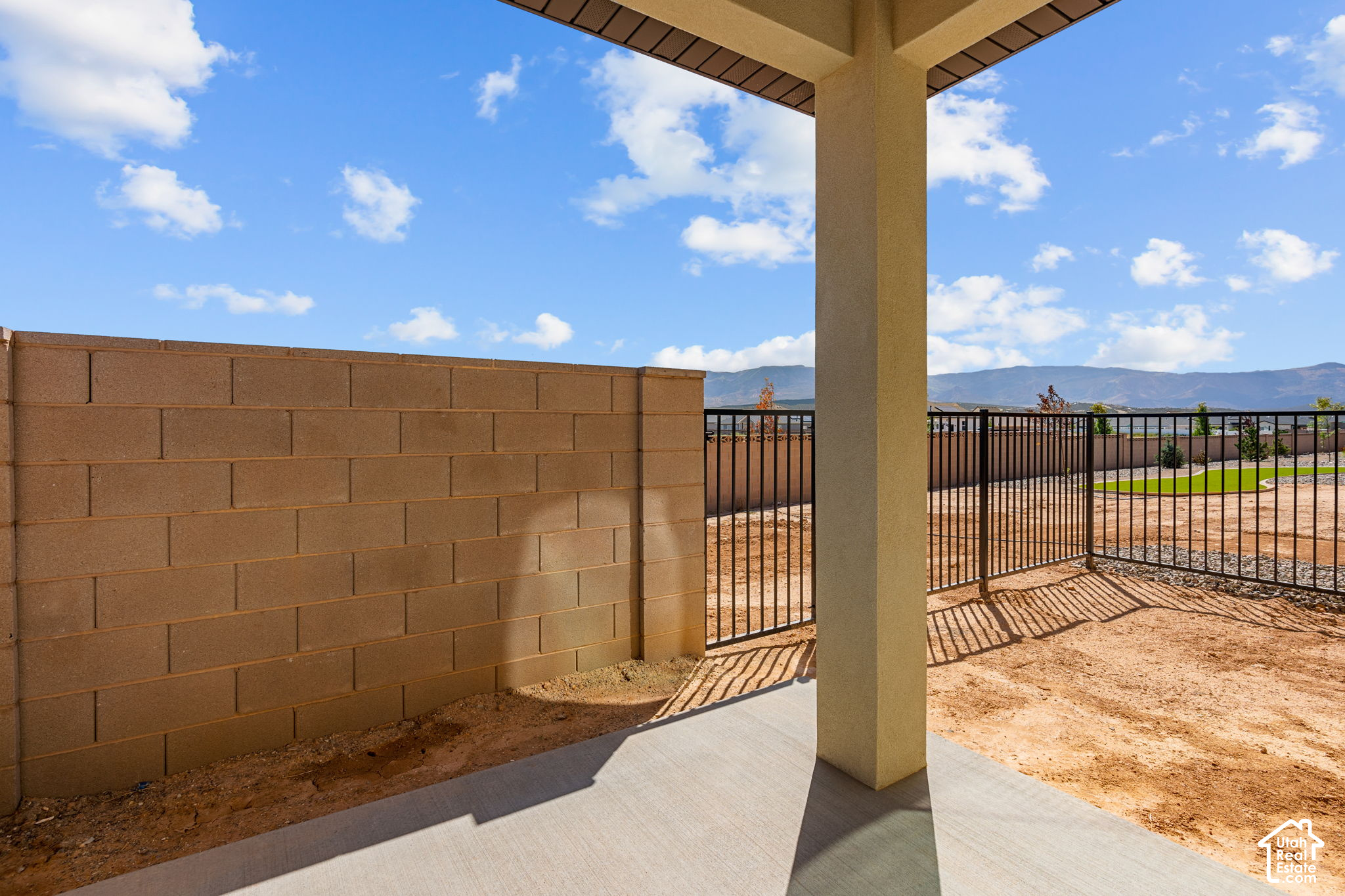 main property photo 31