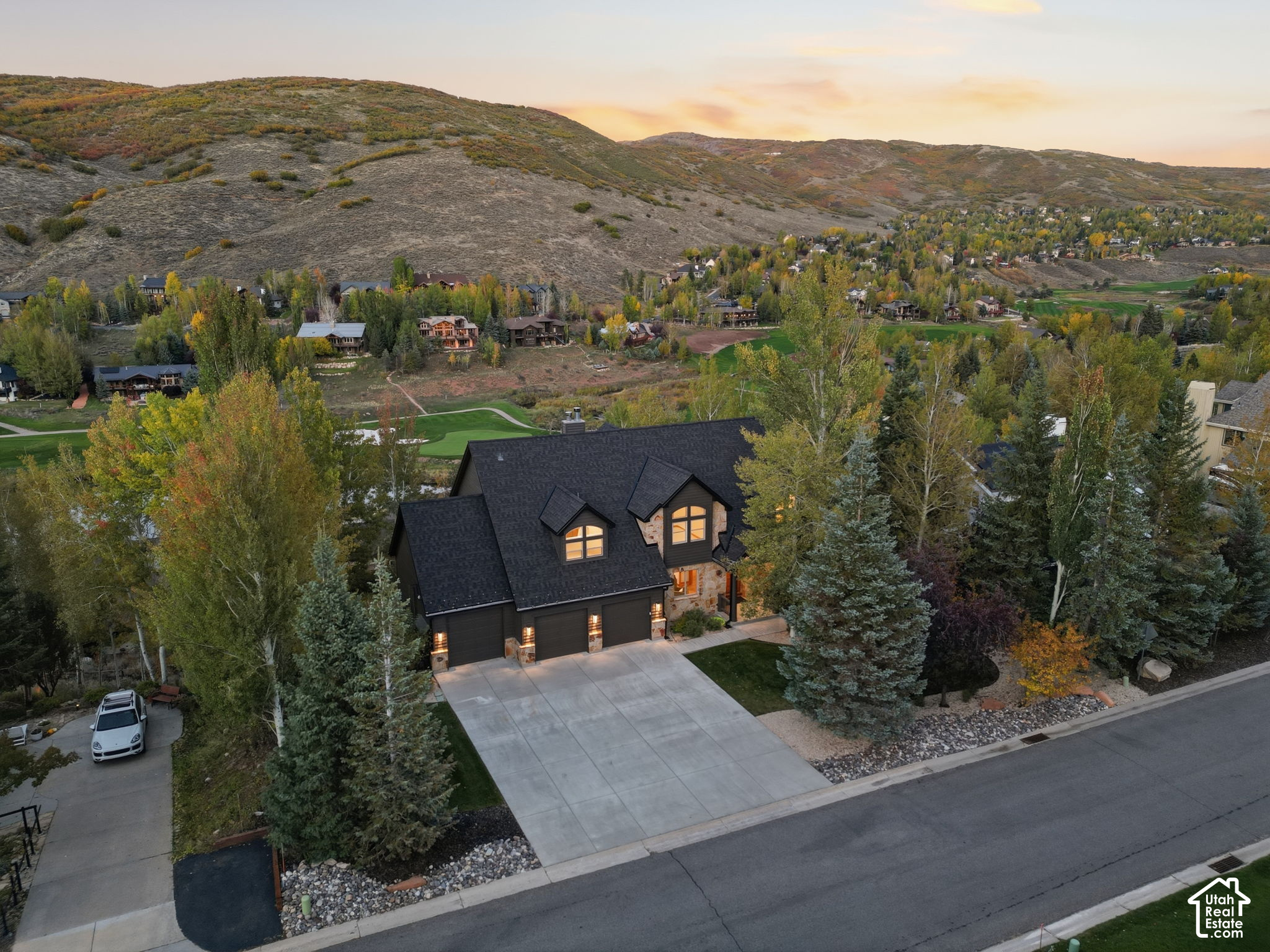 main property photo 81
