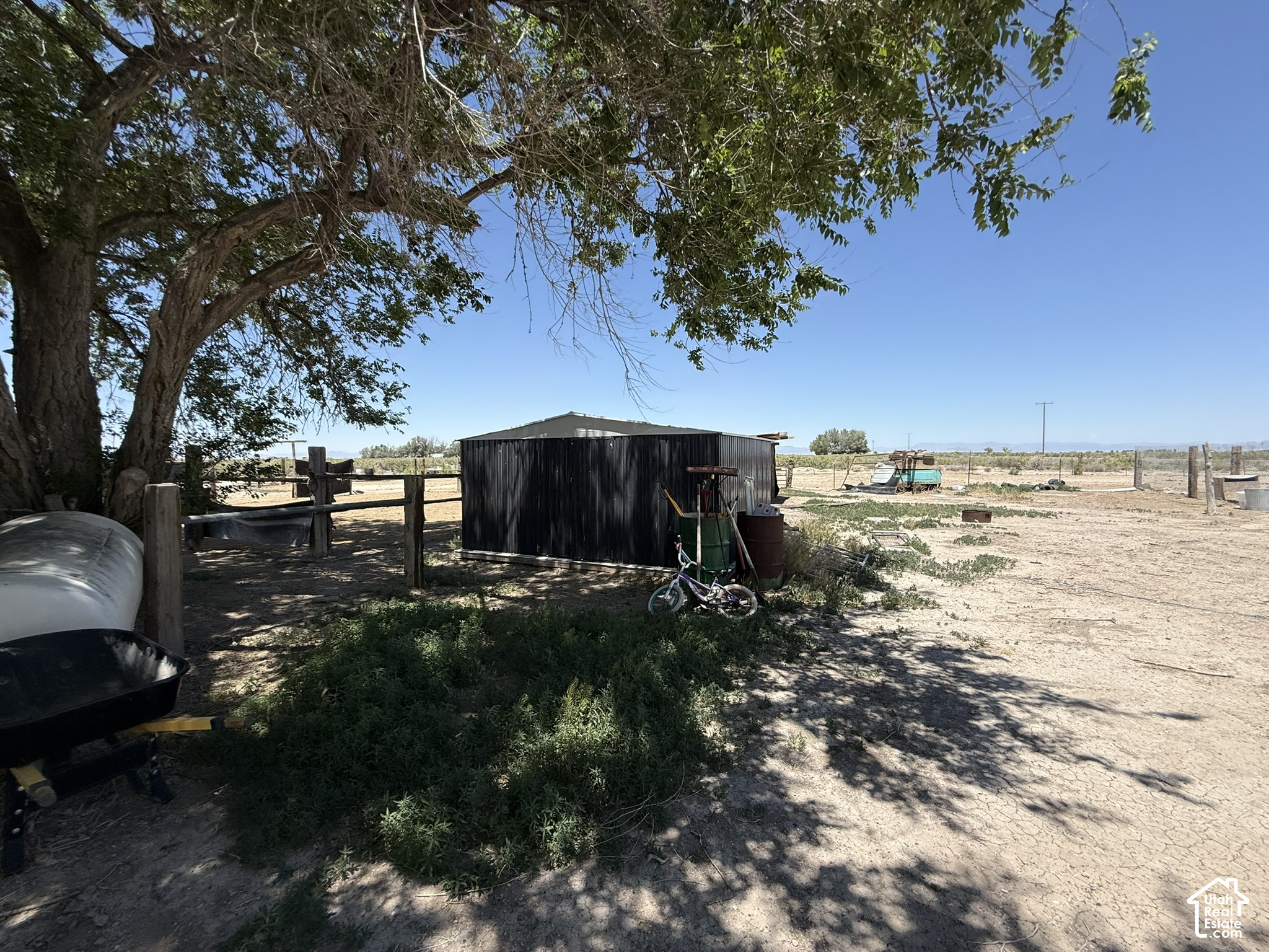 main property photo 60