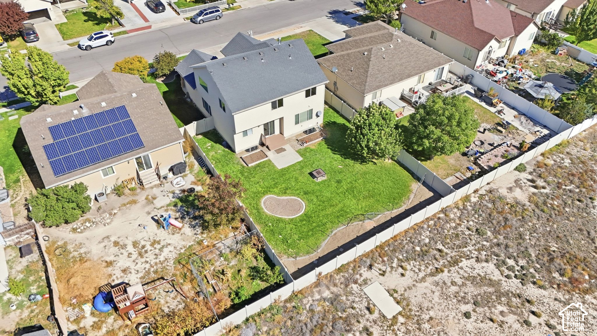 main property photo 37
