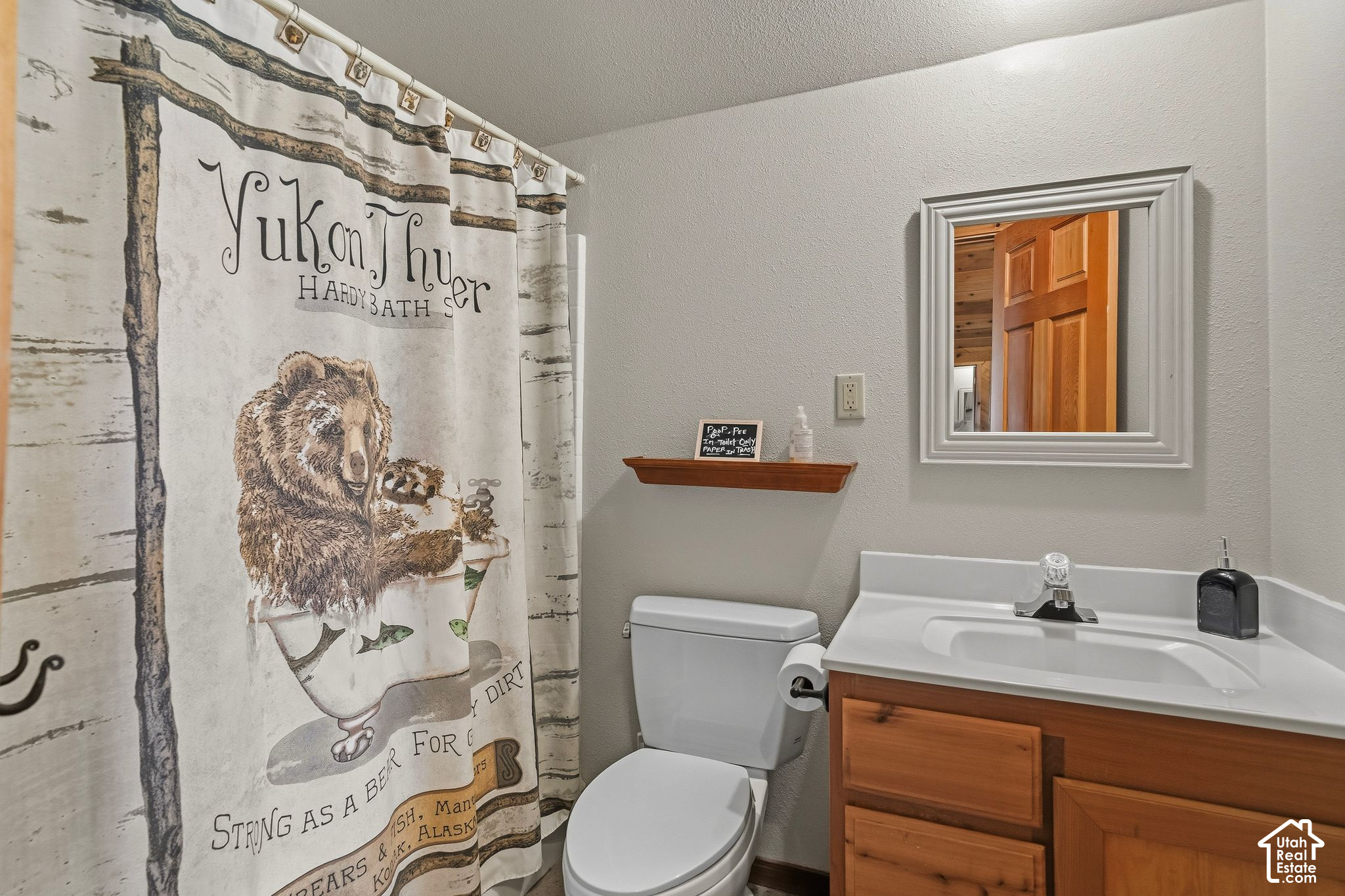 main property photo 37