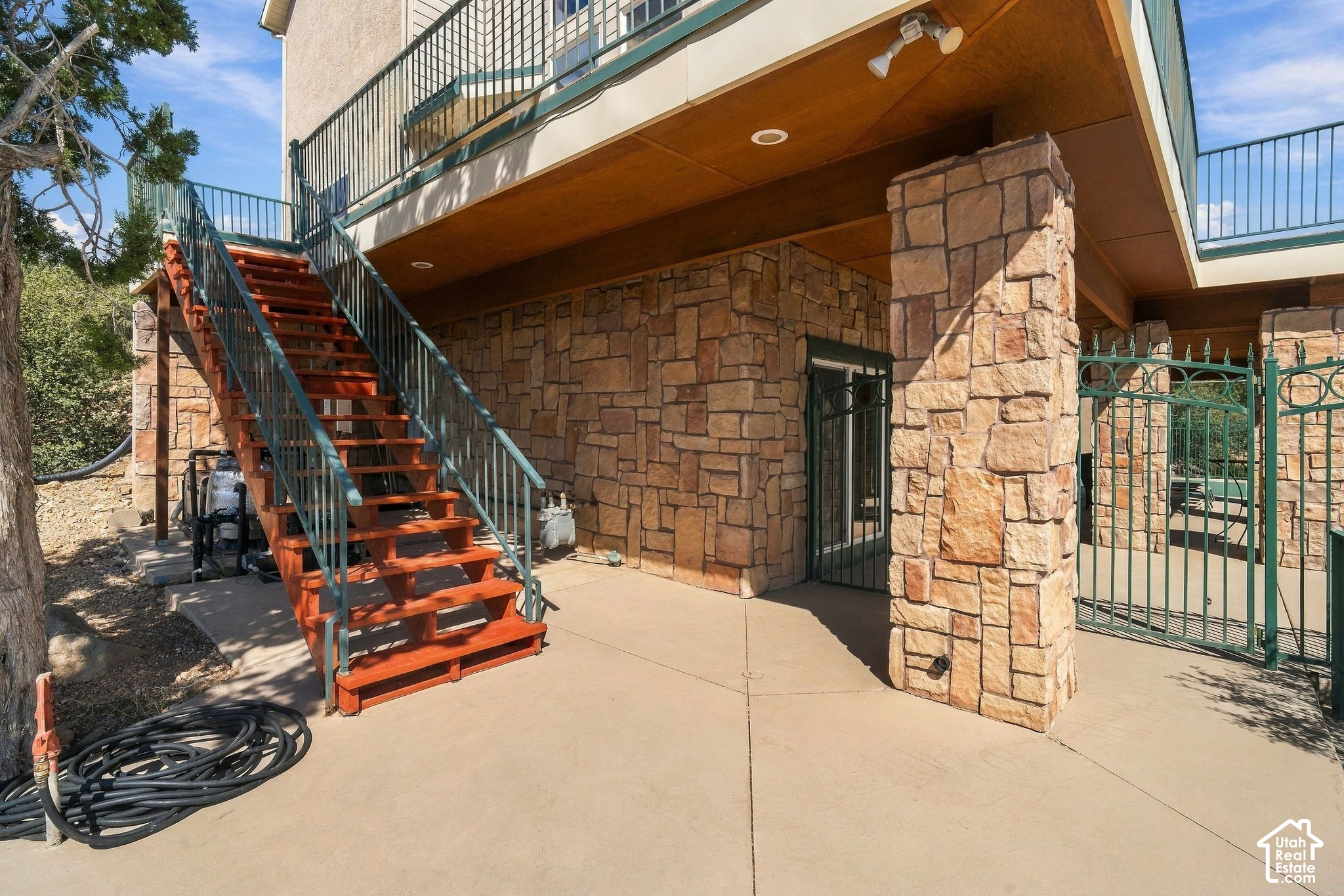 main property photo 54