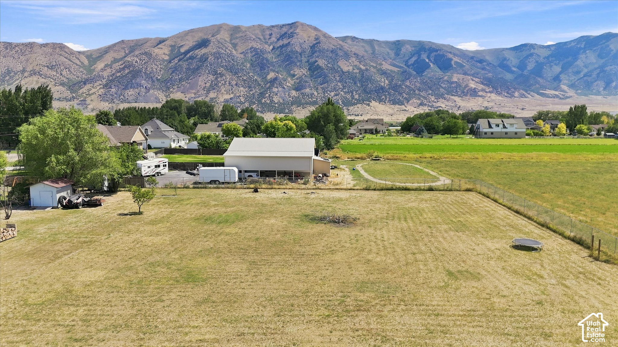 main property photo 45