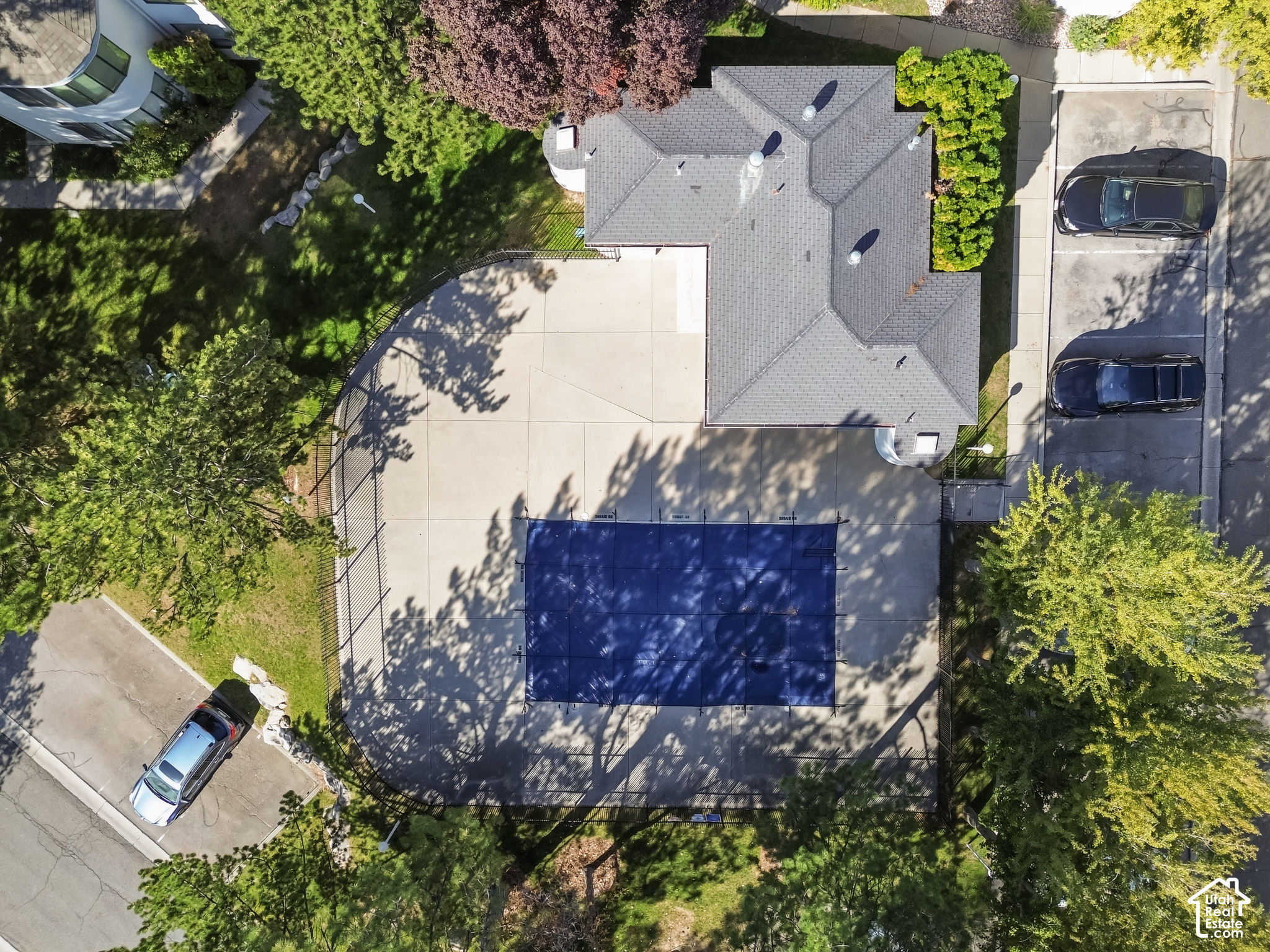 main property photo 27