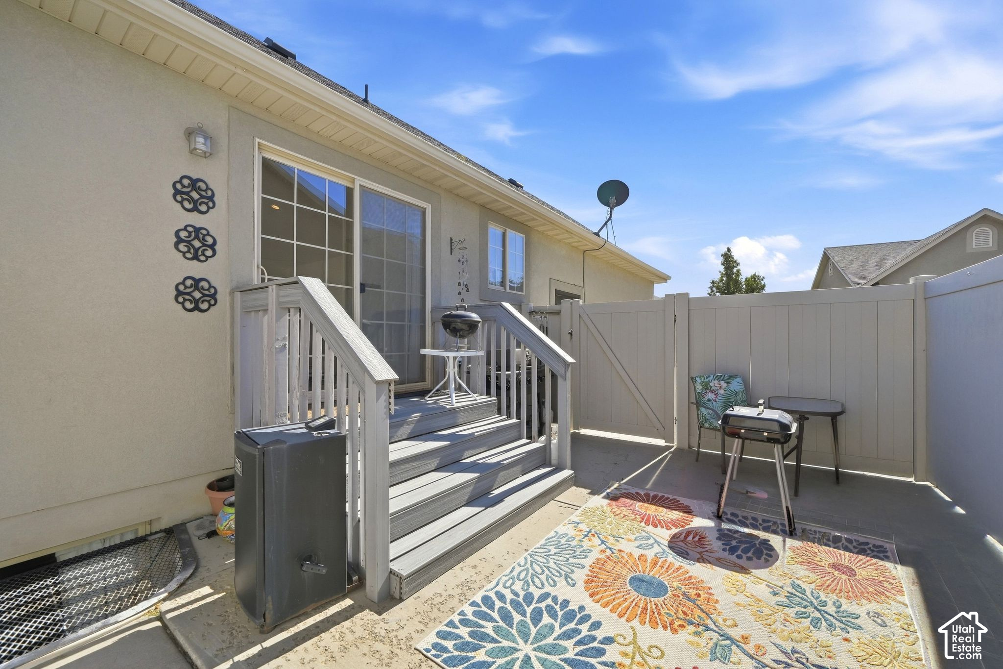 main property photo 35