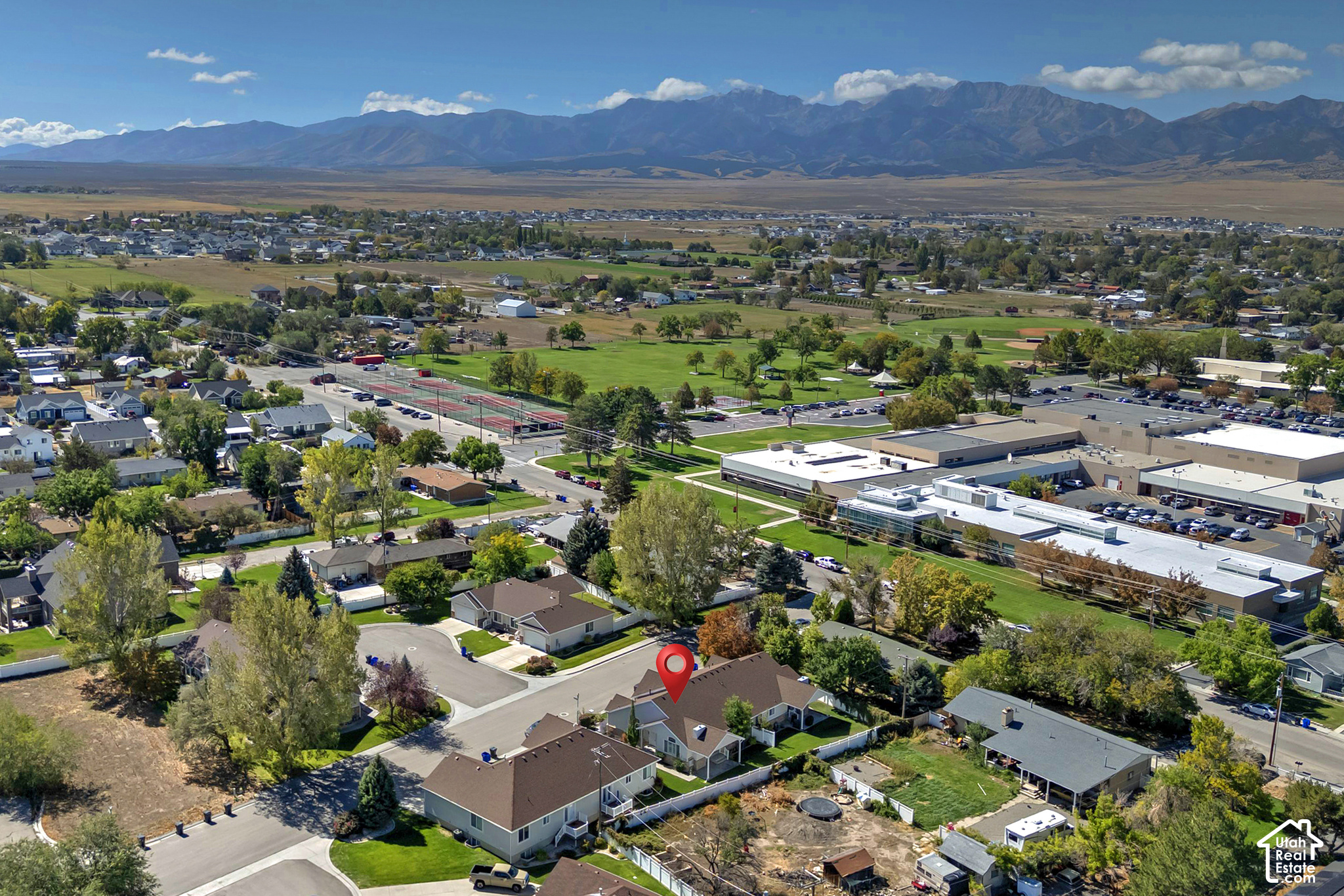main property photo 4
