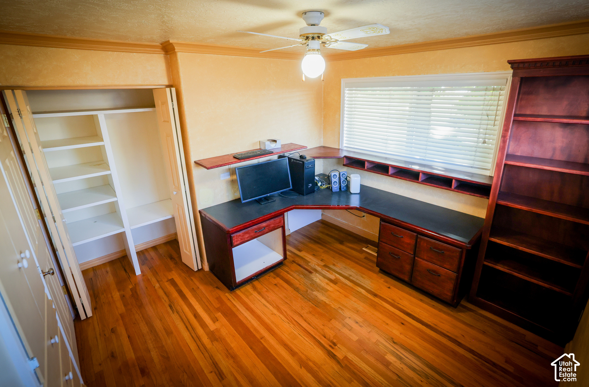 main property photo 20