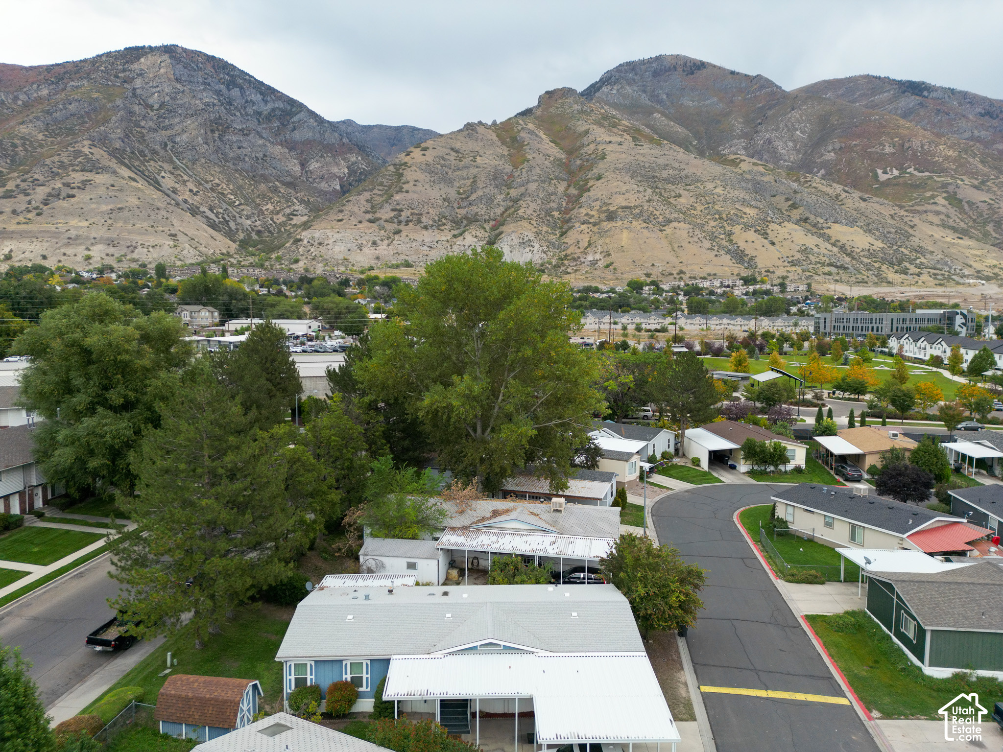 main property photo 45