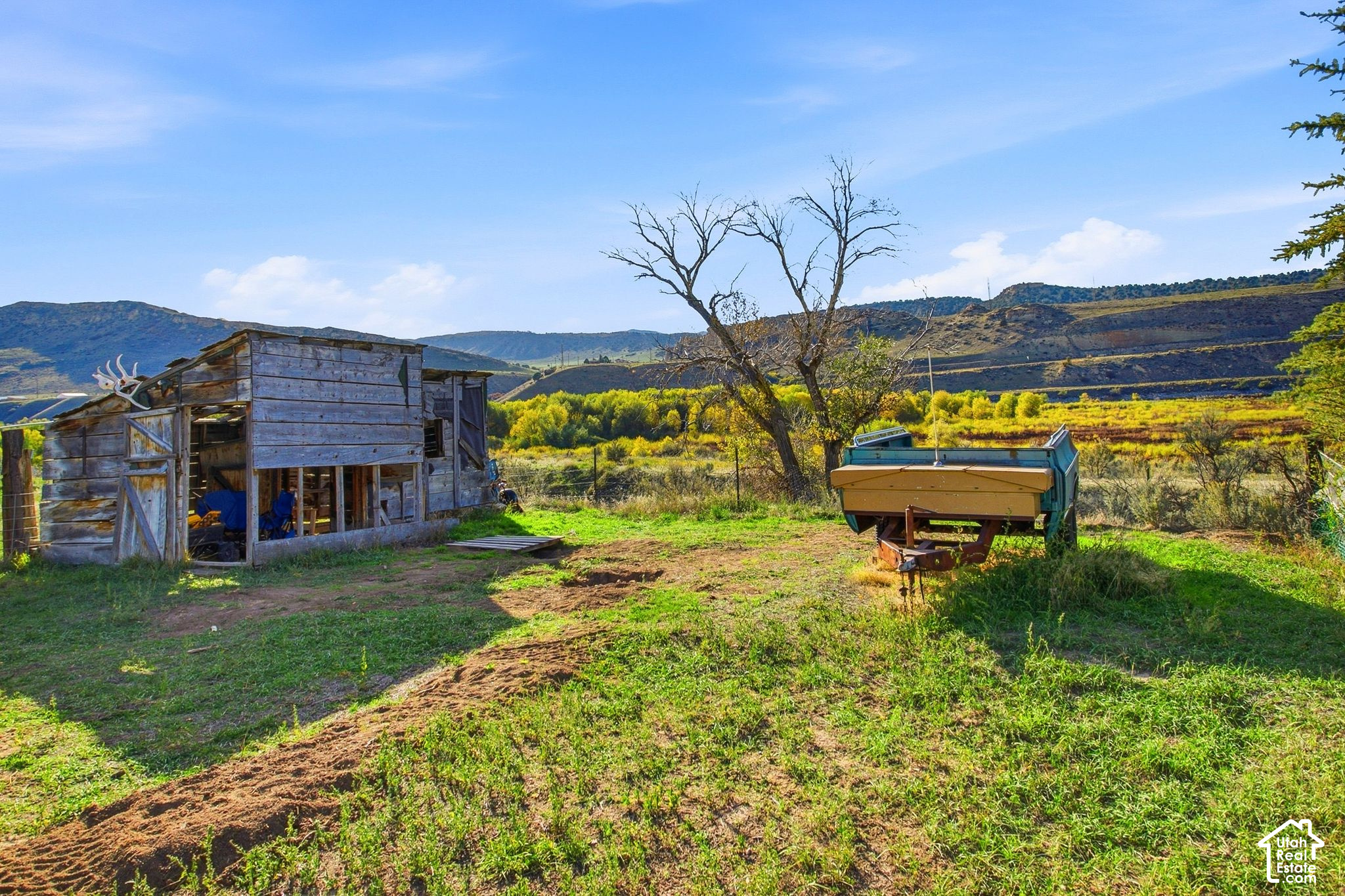 main property photo 12