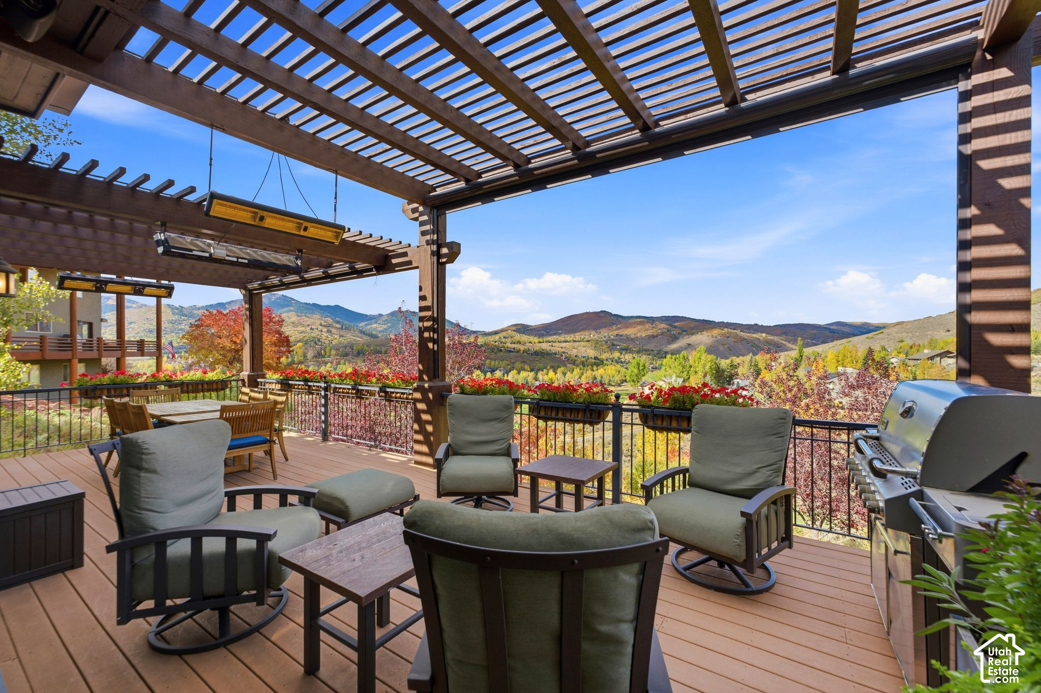 main property photo 20
