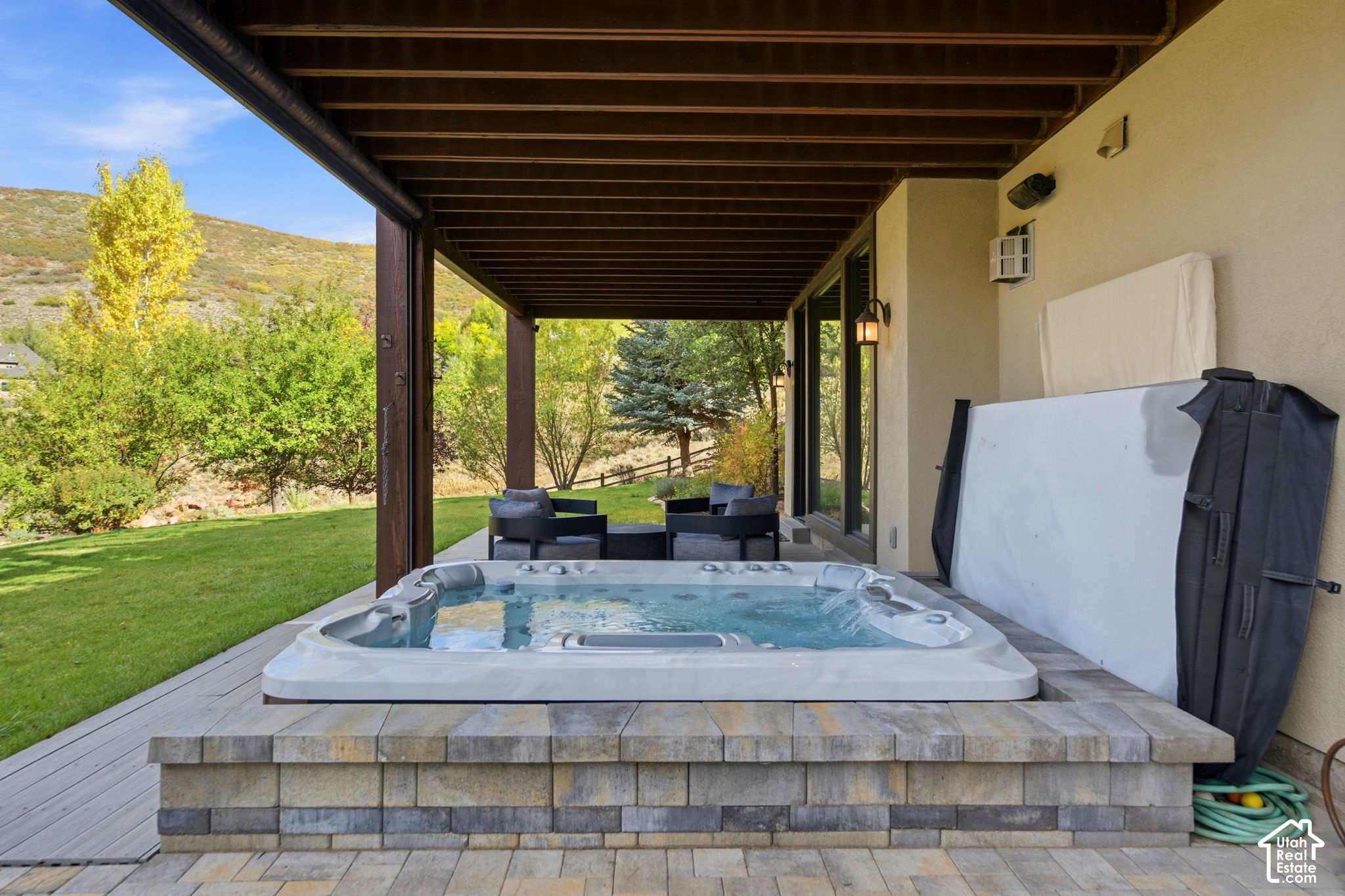 main property photo 45