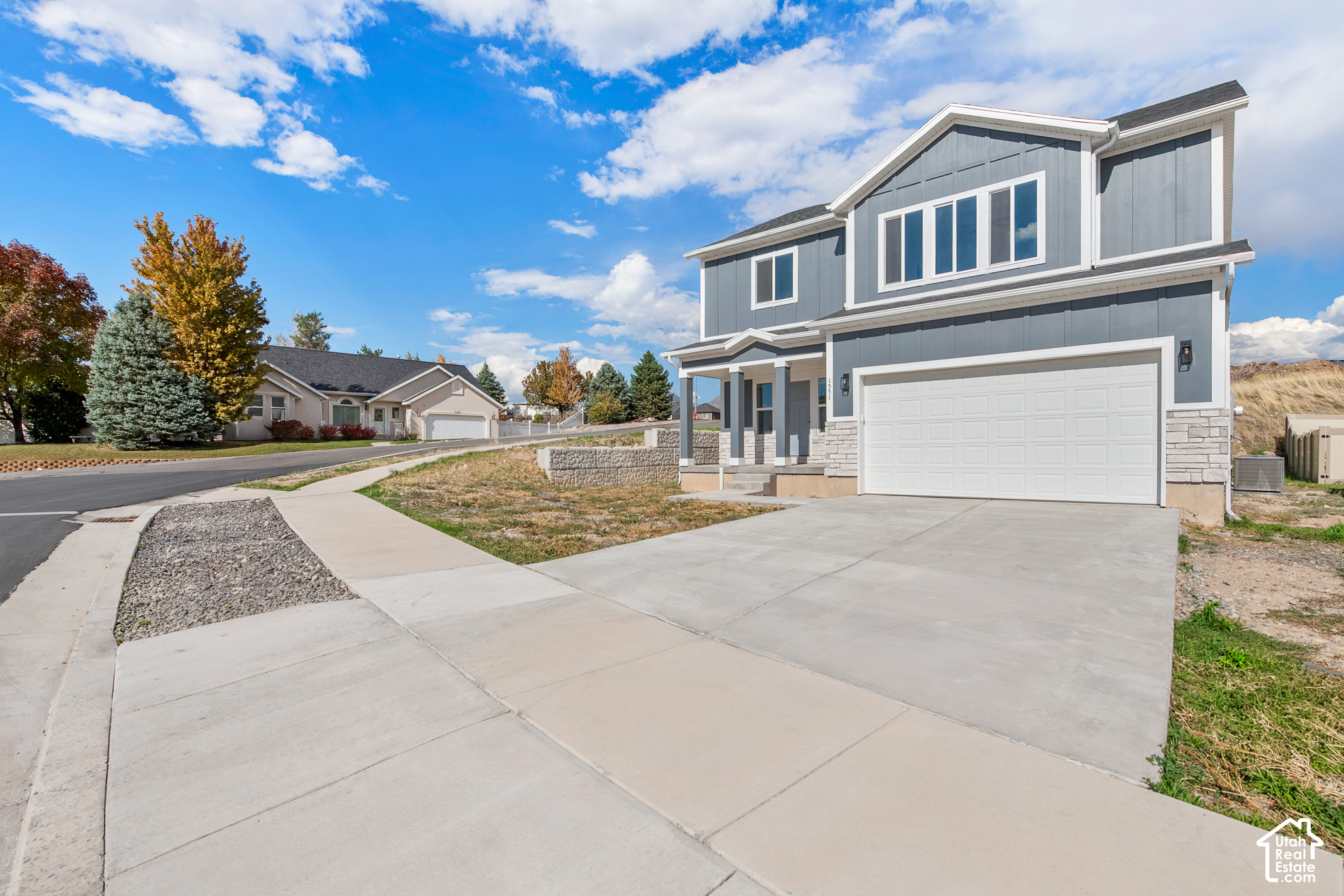 main property photo 36