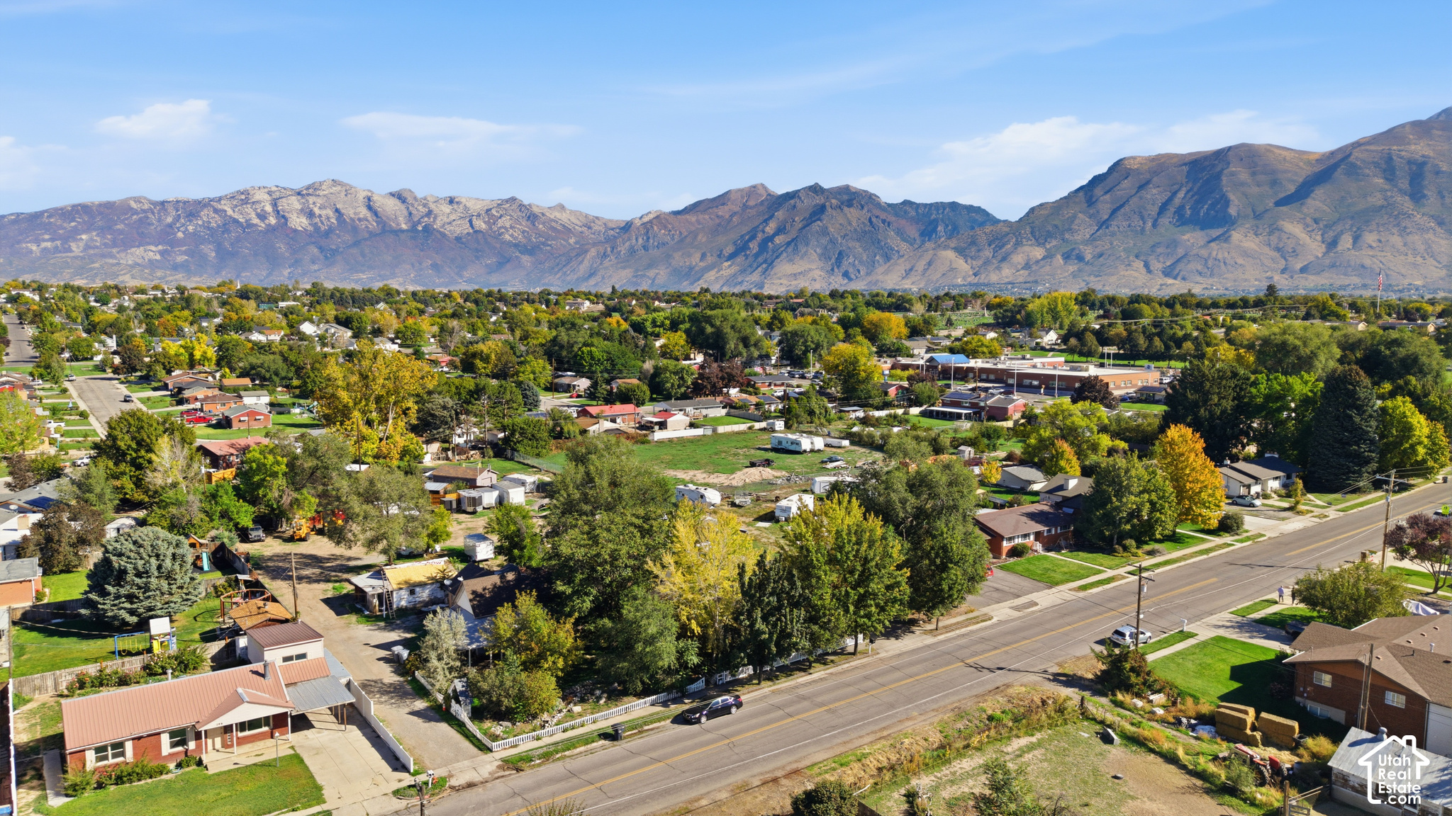 main property photo 35