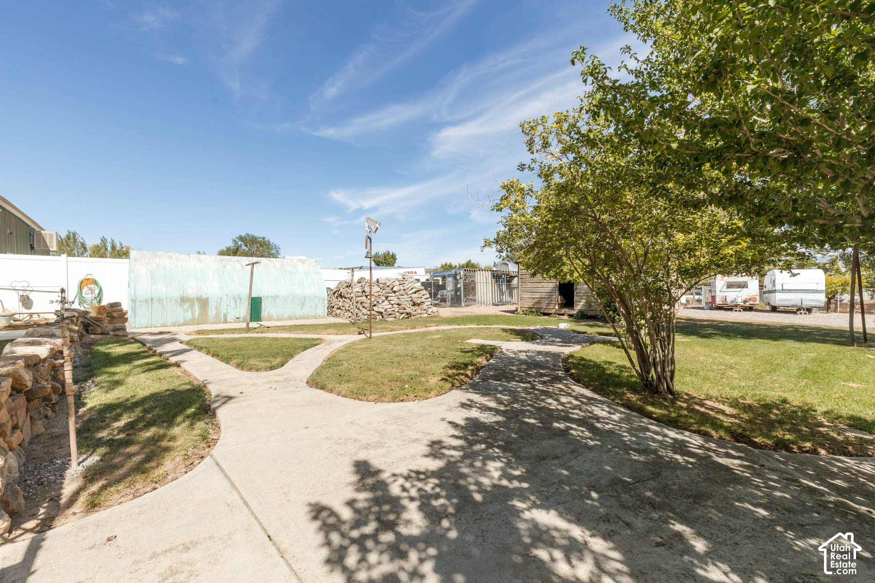 main property photo 42