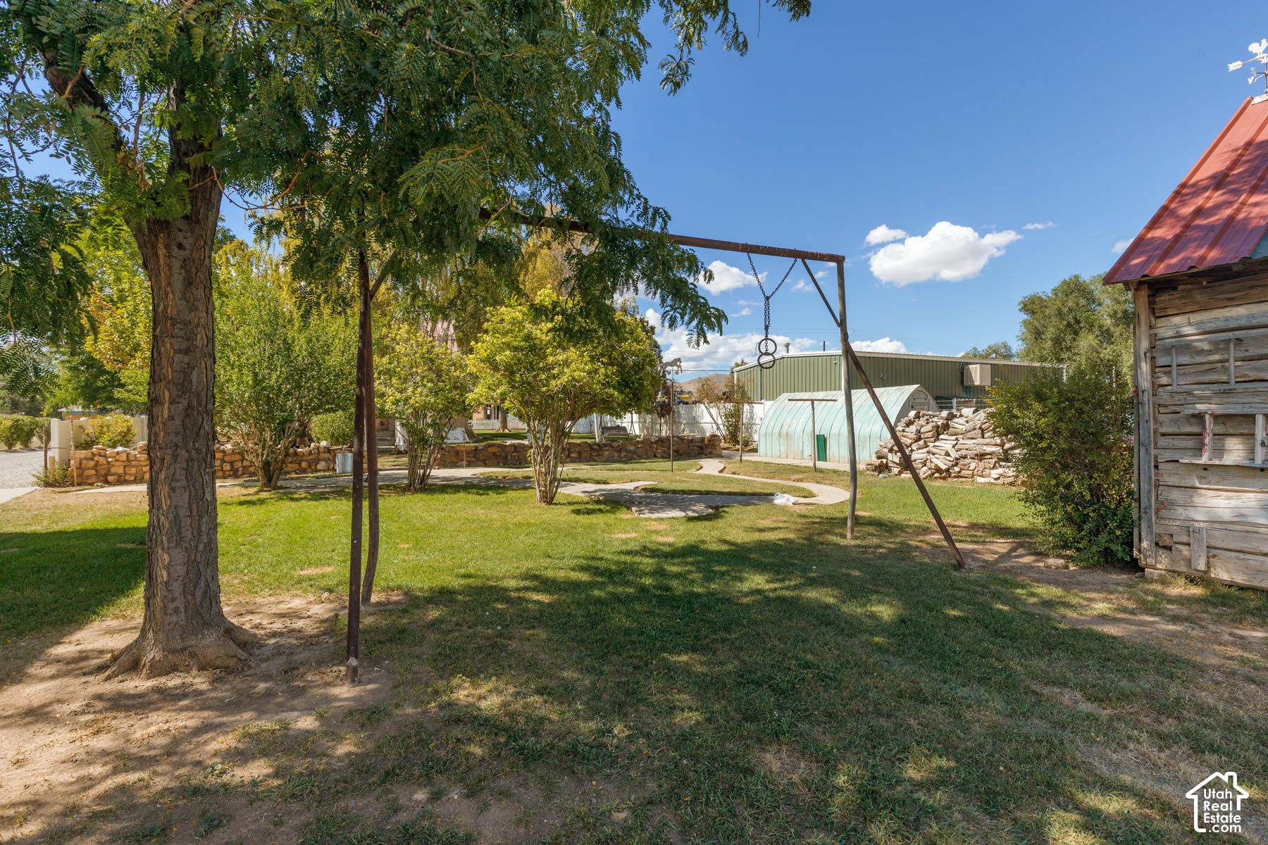 main property photo 43