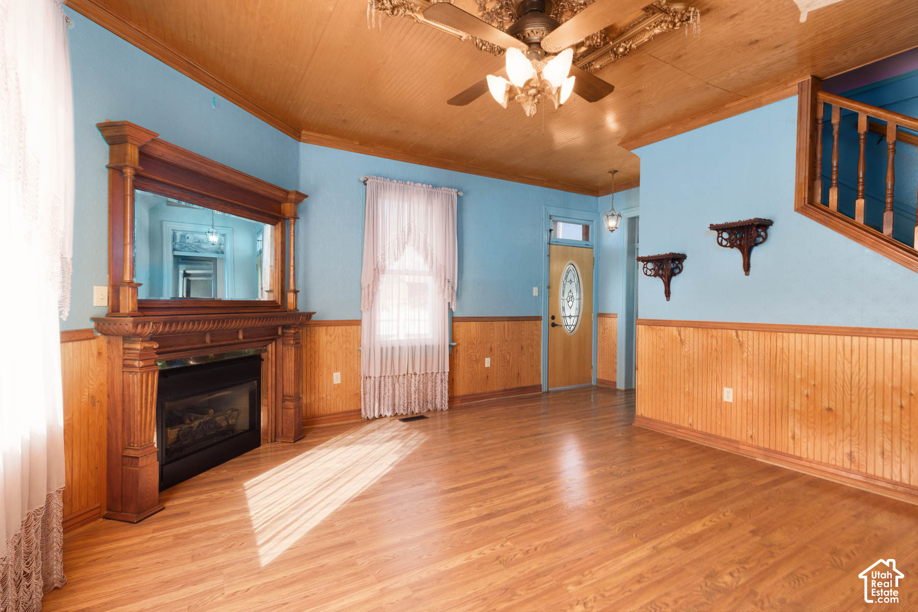 main property photo 8
