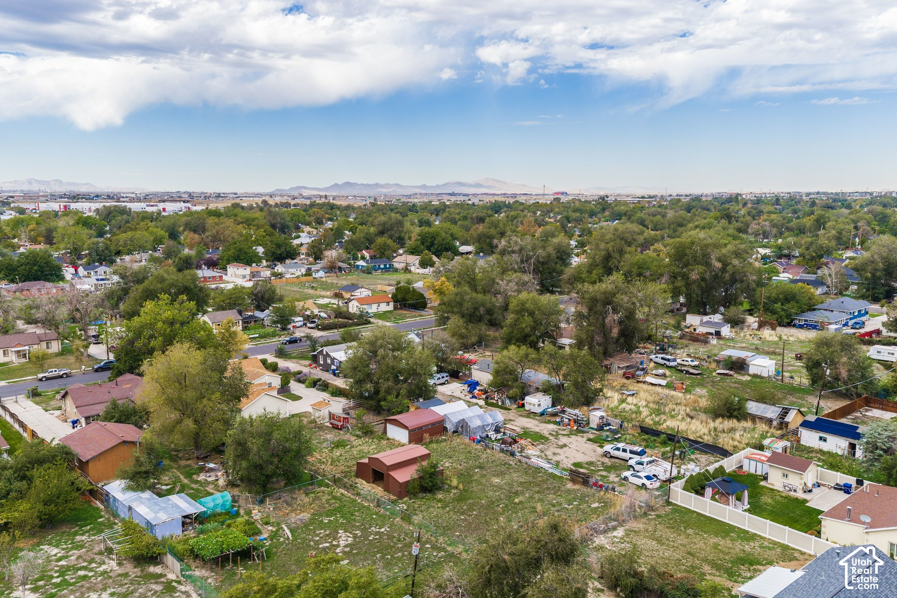 main property photo 13