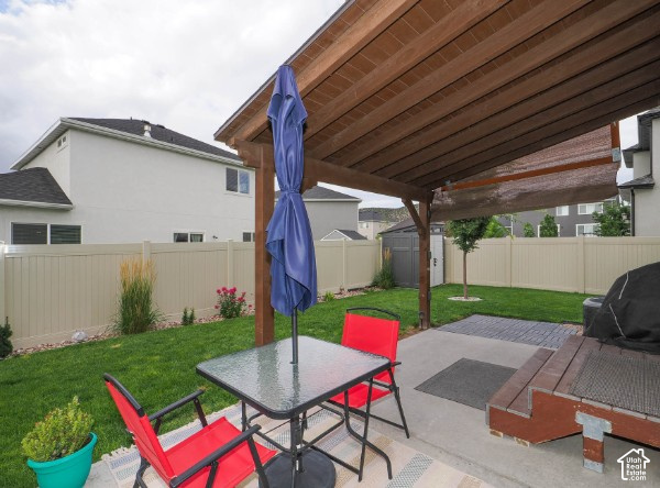 main property photo 13
