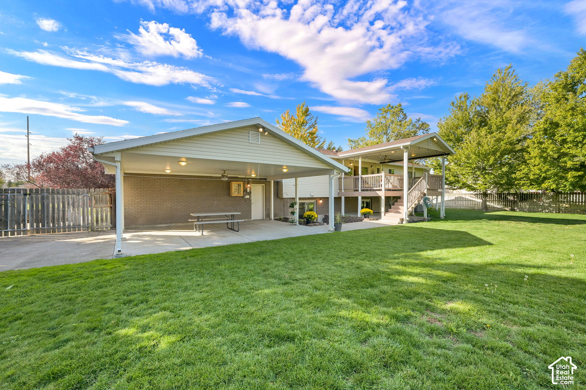 main property photo 50