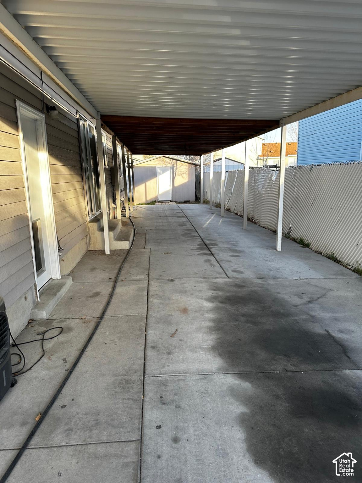 main property photo 16