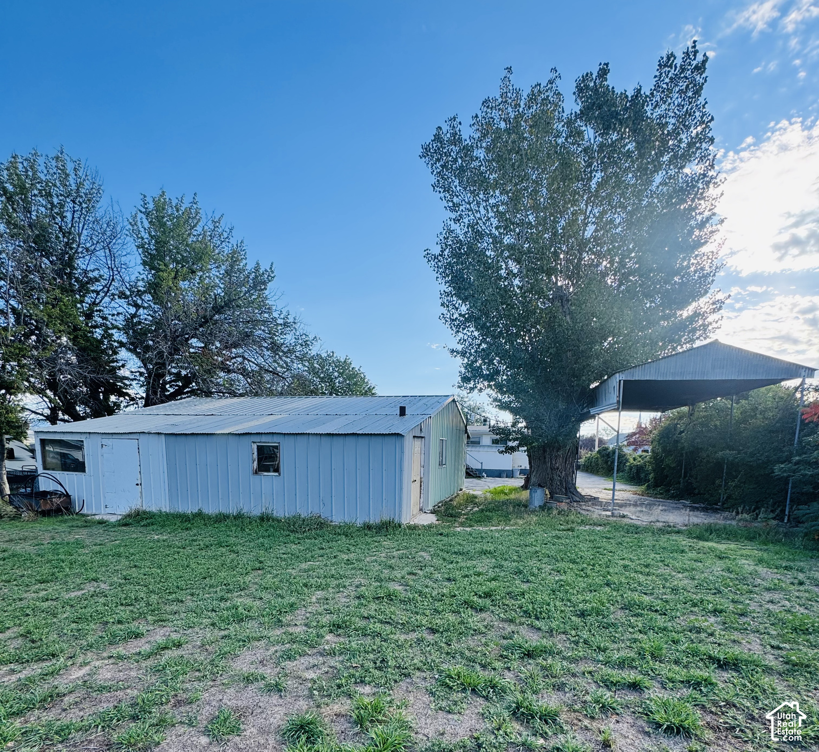 main property photo 19