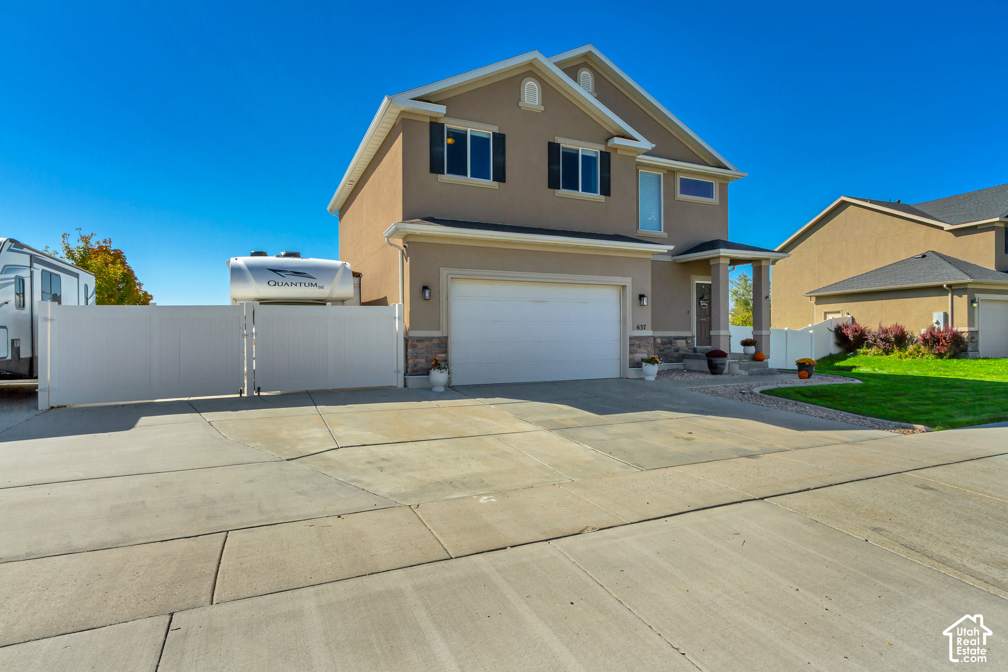 main property photo 26