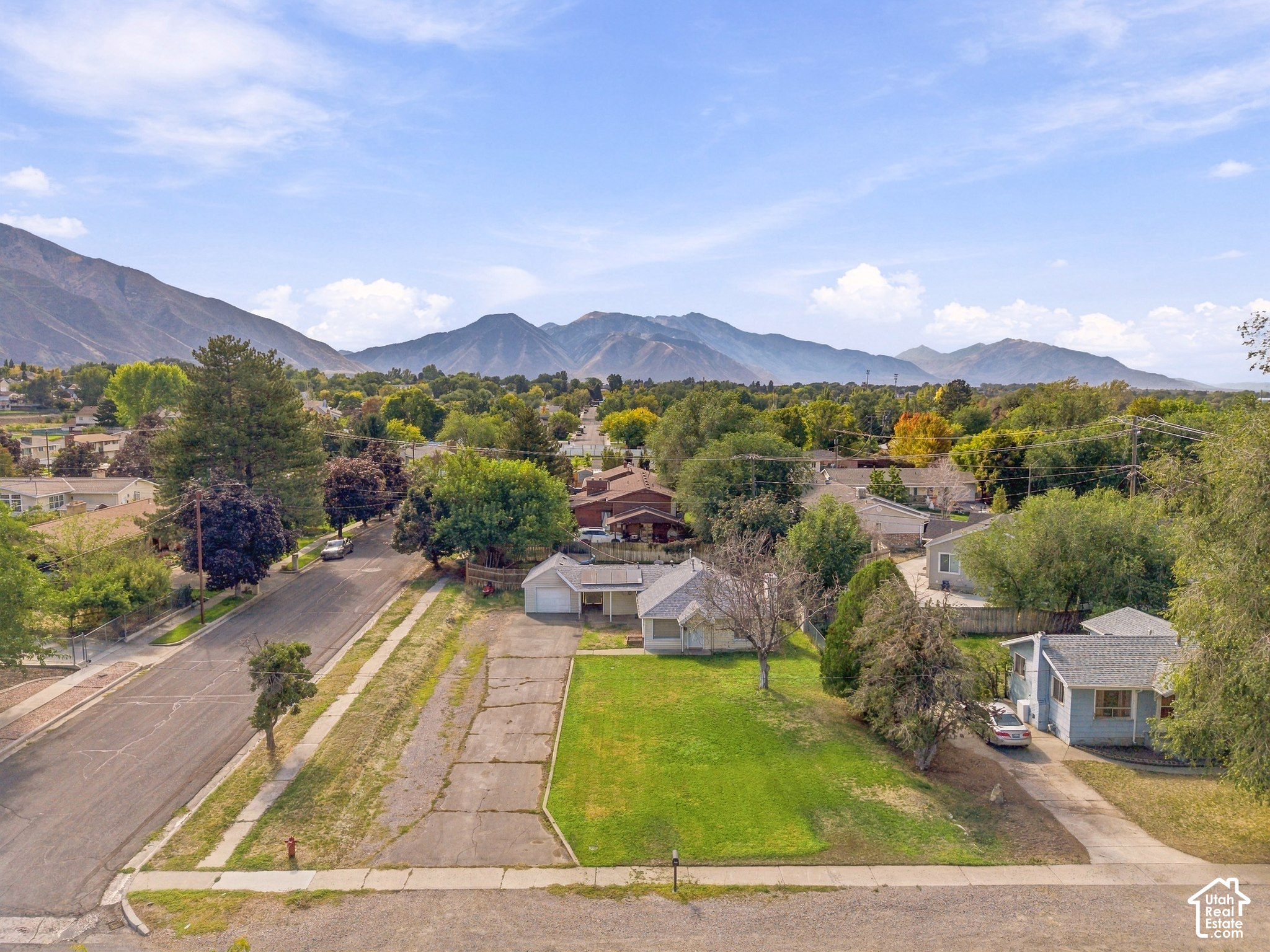 main property photo 20