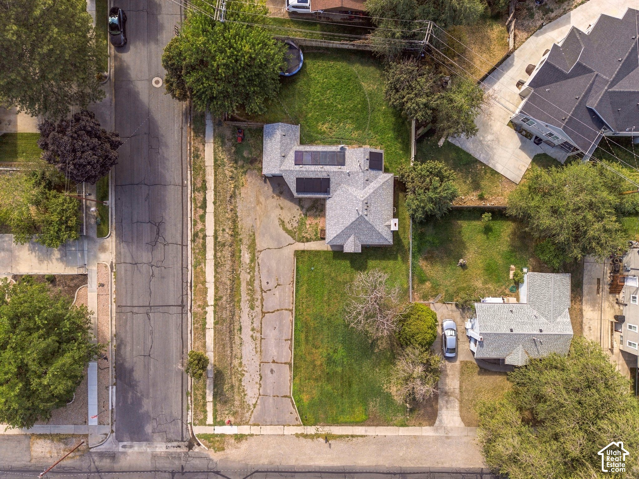 main property photo 24