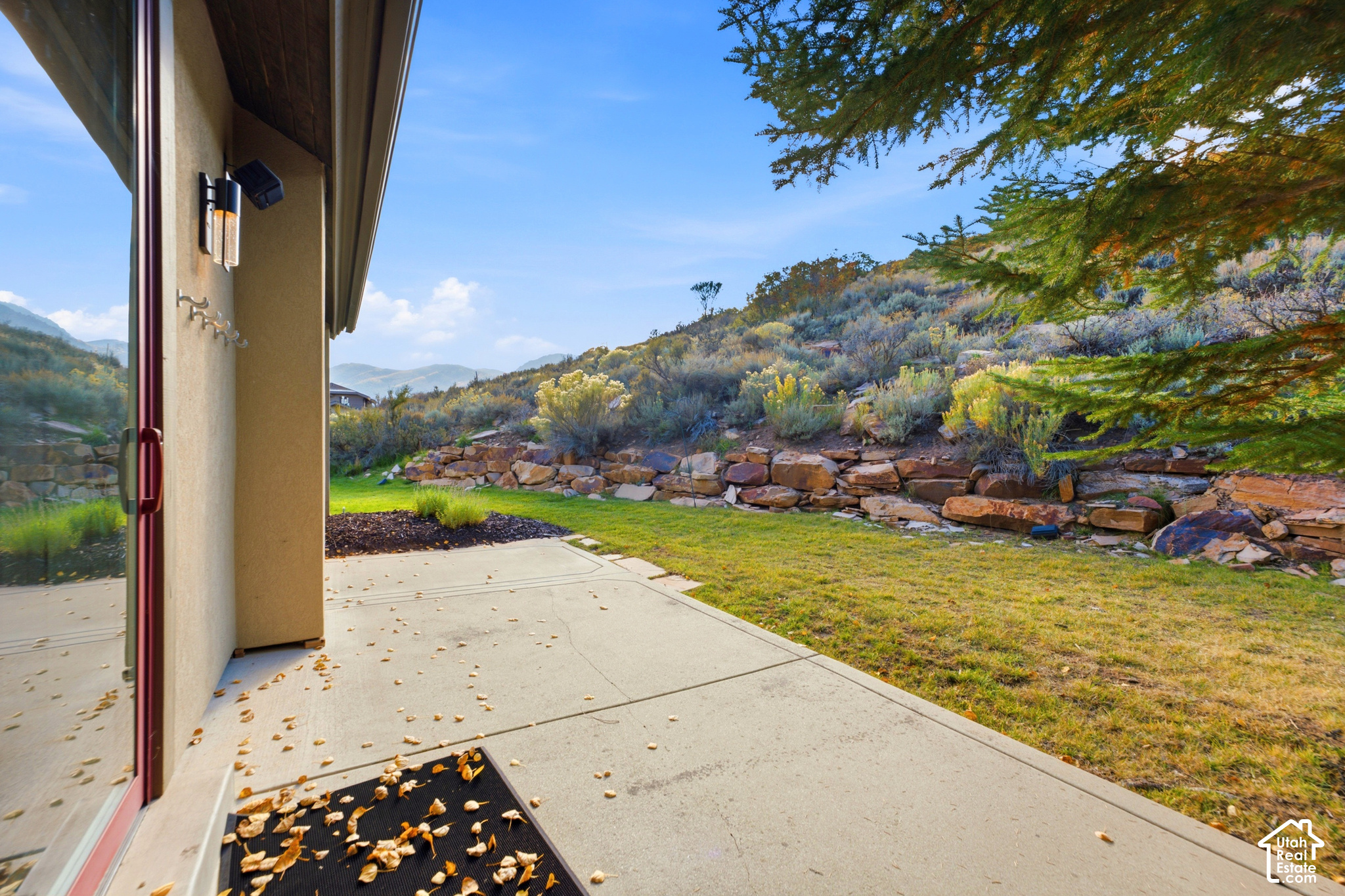 main property photo 38