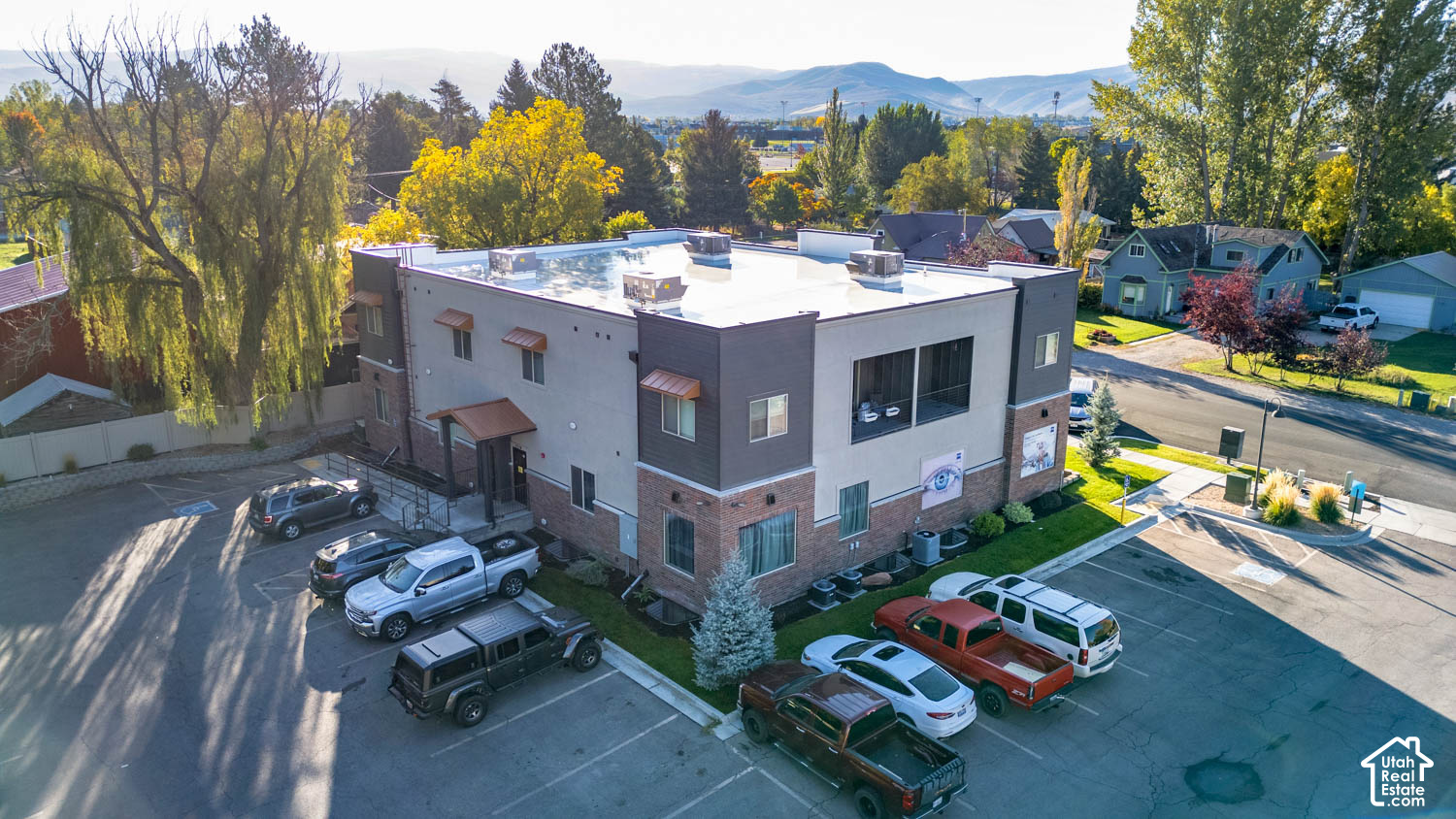 main property photo 20