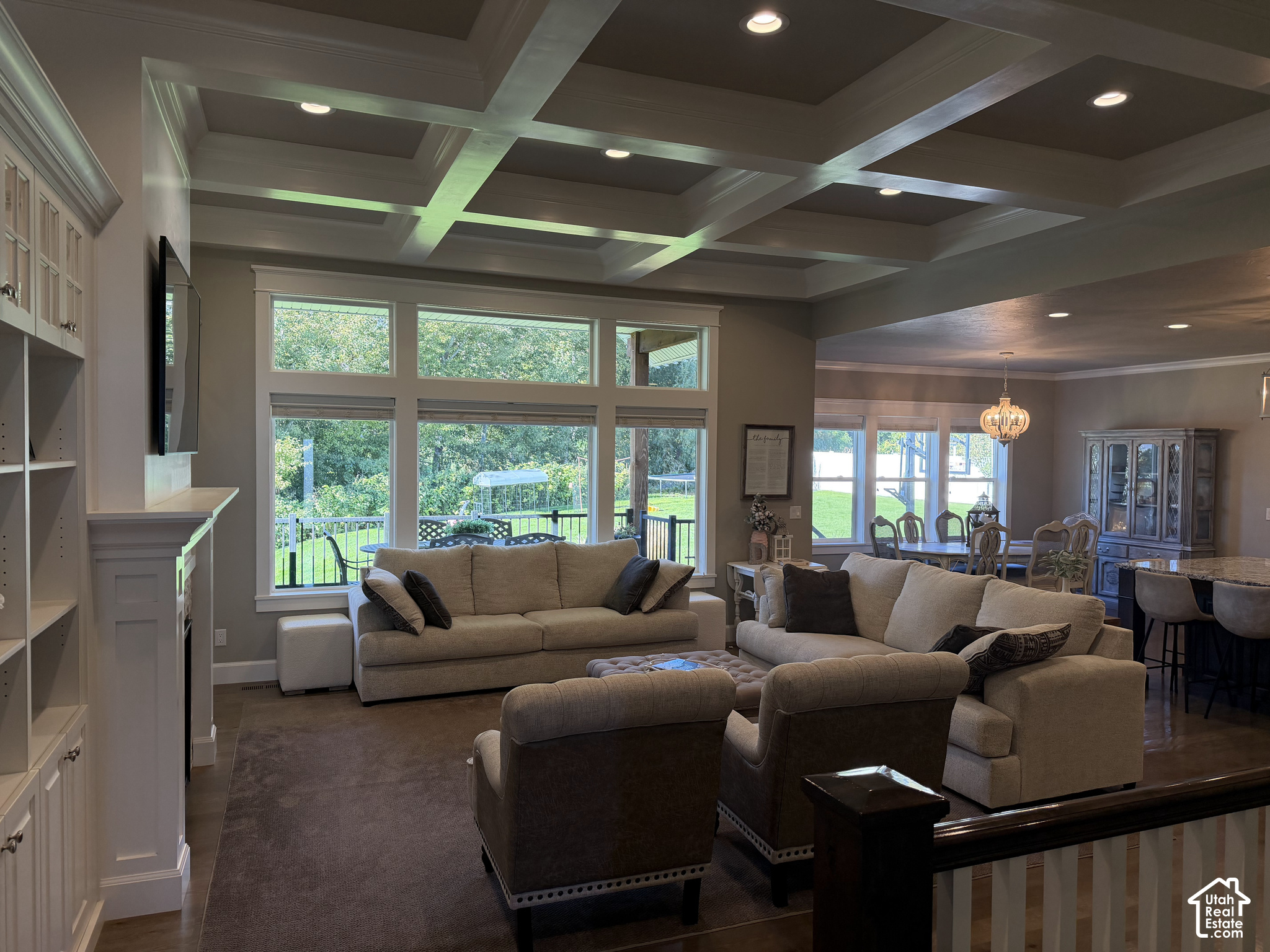 main property photo 74
