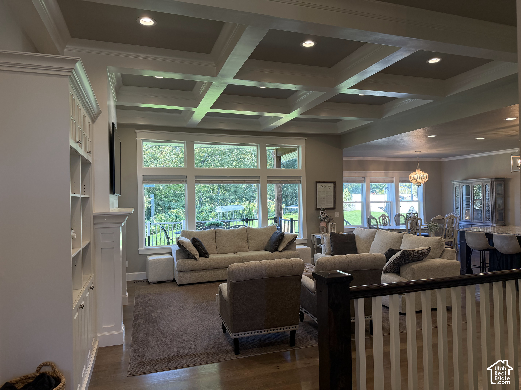 main property photo 75