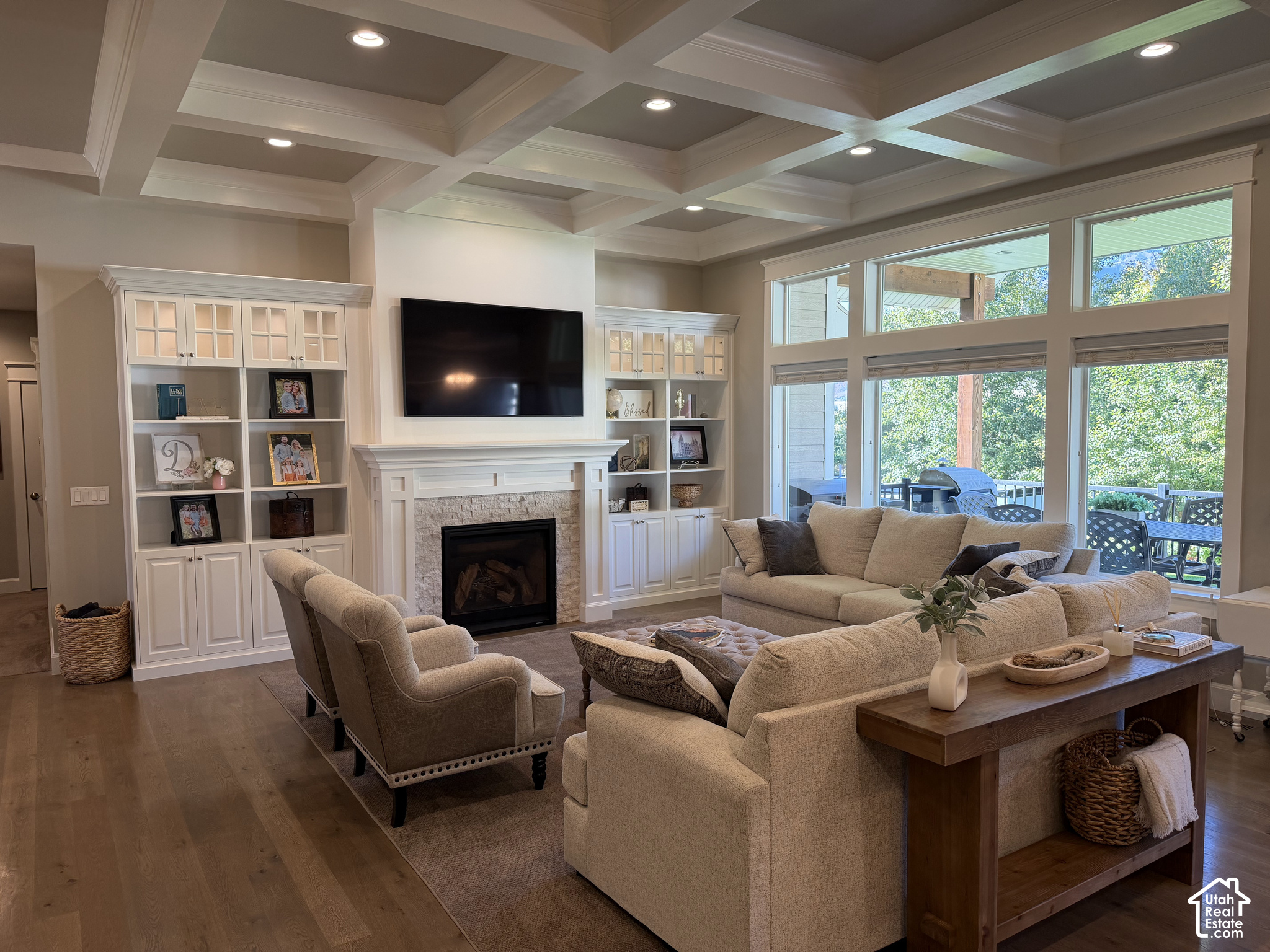 main property photo 76