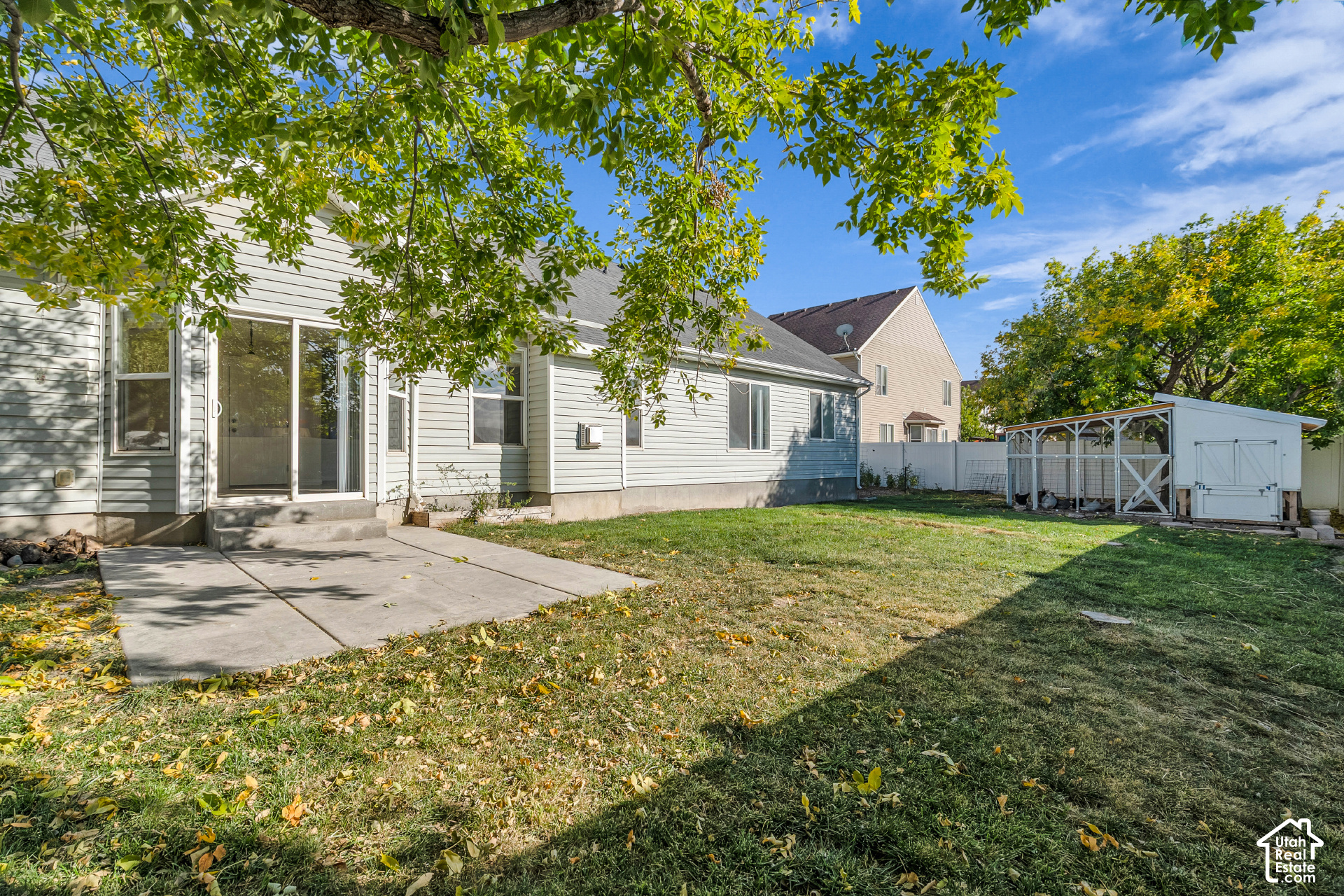 main property photo 18
