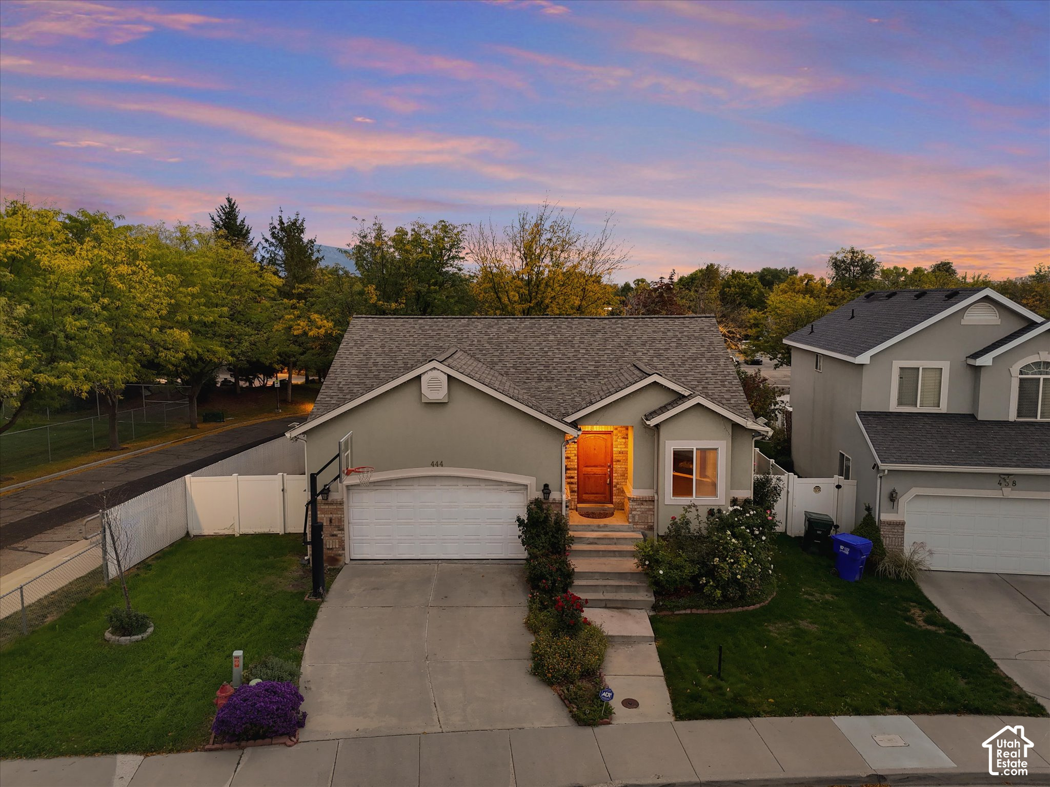 main property photo 31
