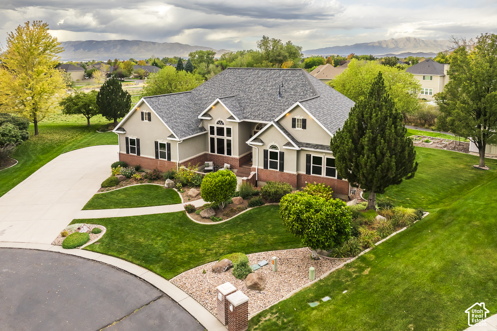 main property photo 81