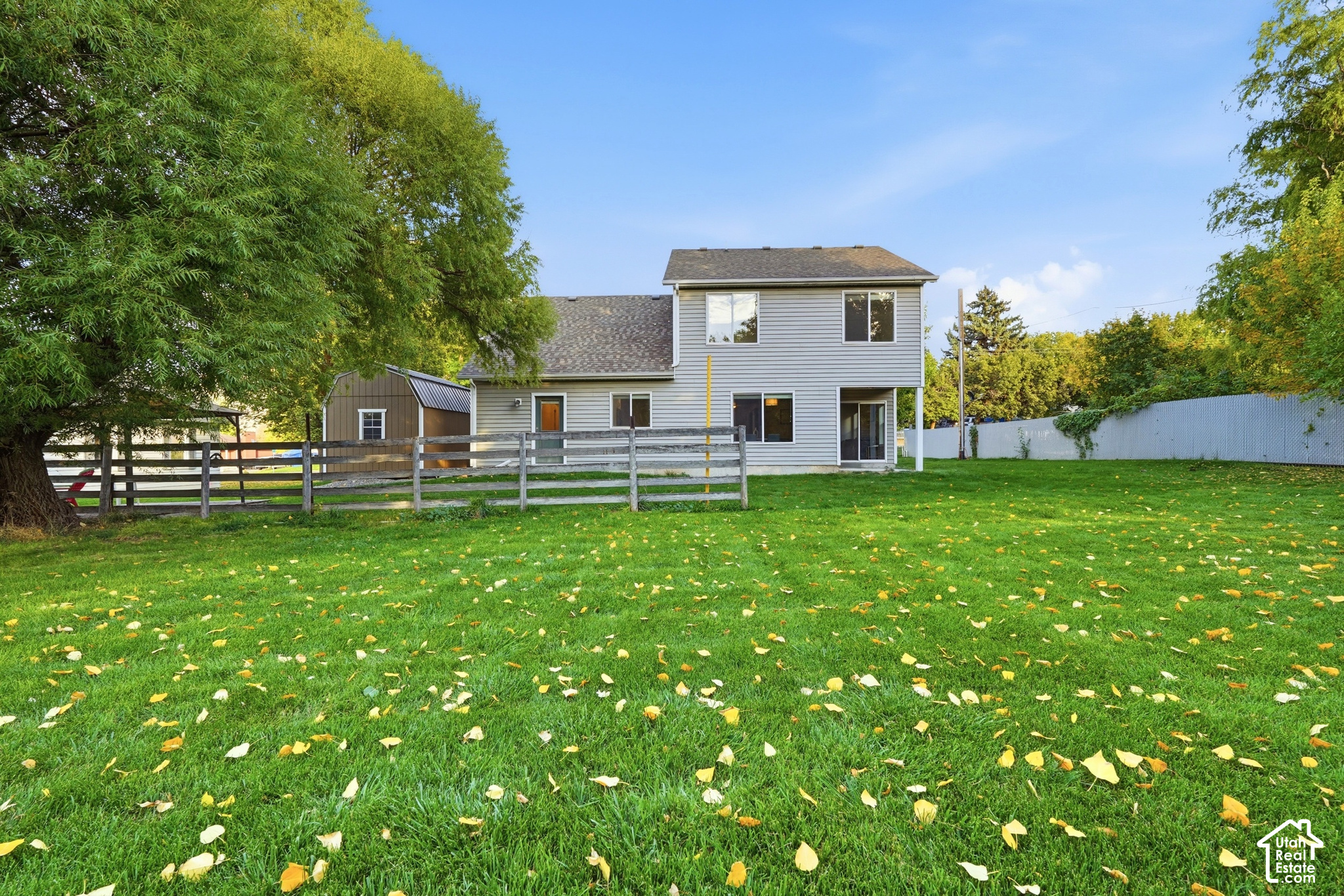 main property photo 26