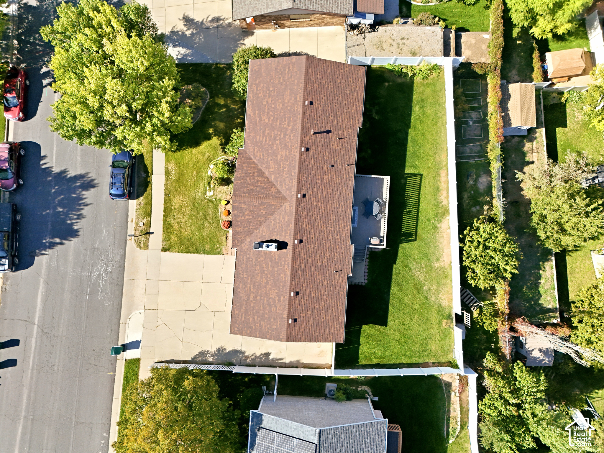 main property photo 32