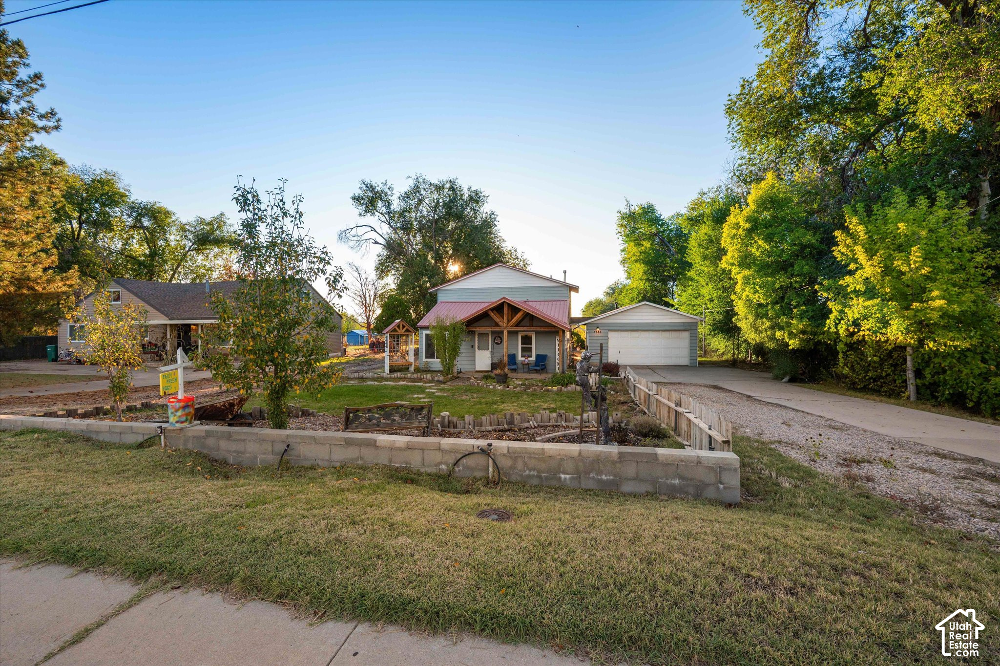 main property photo 81