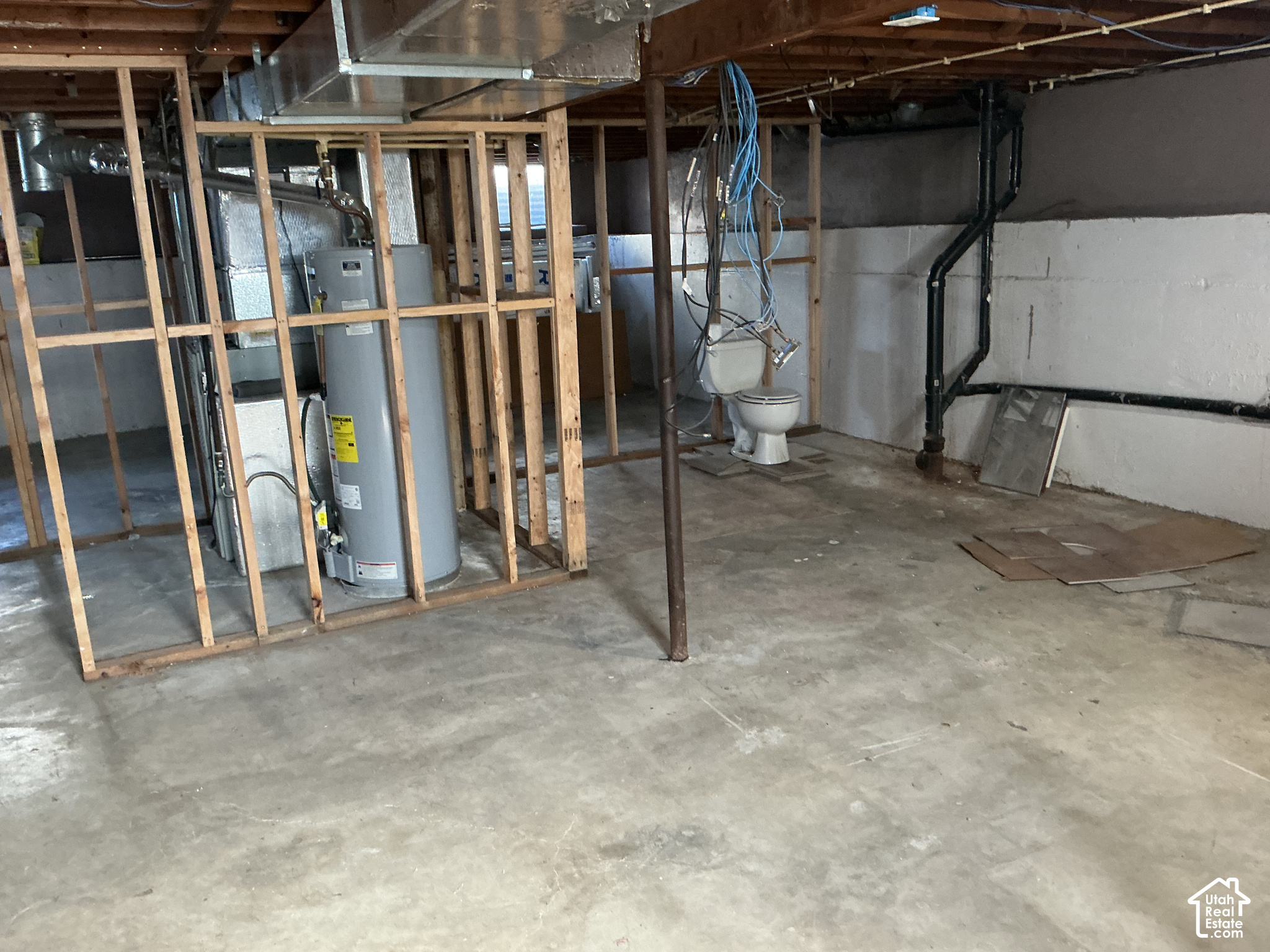 main property photo 11
